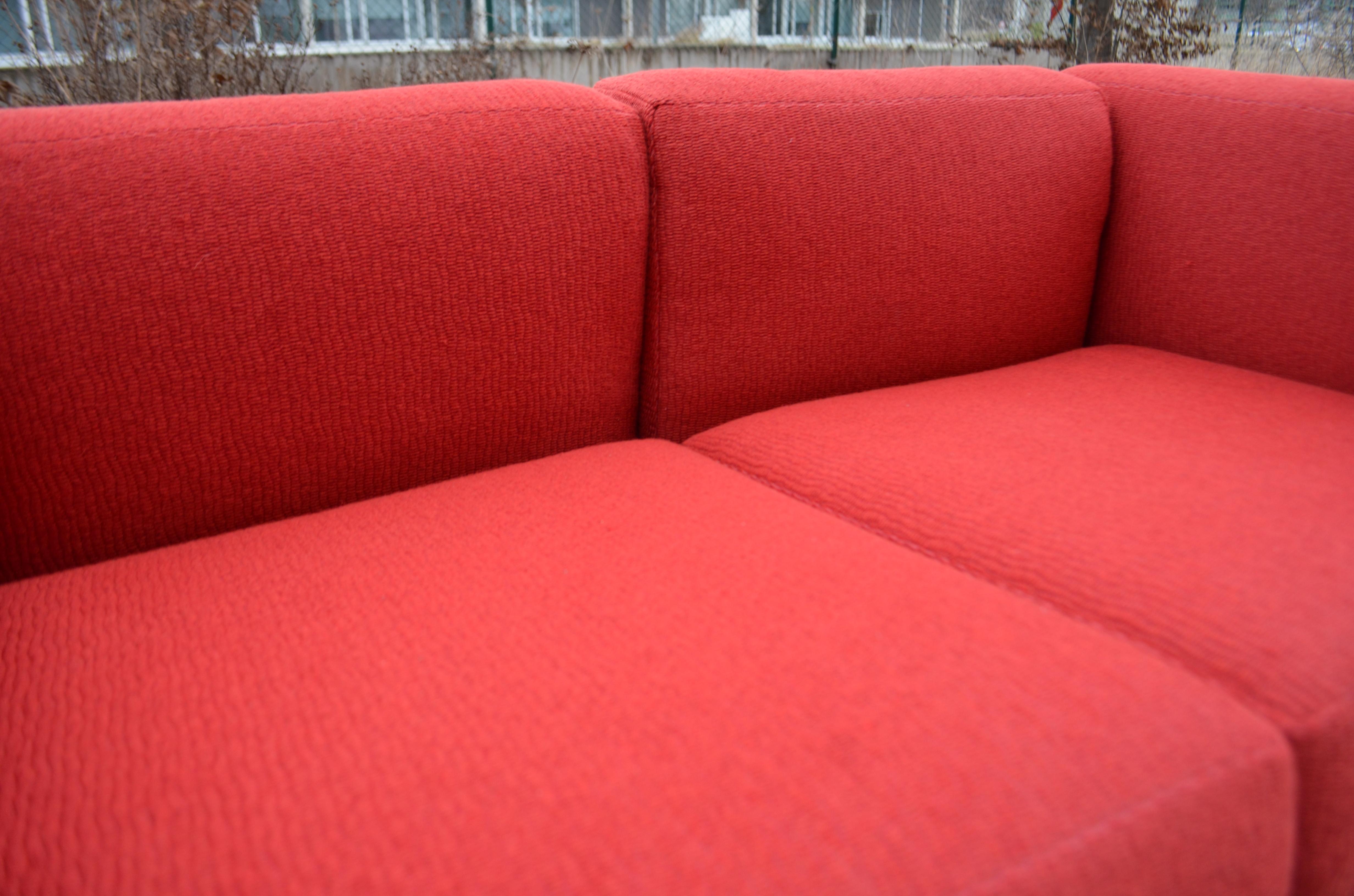Bauhaus Le Corbusier LC2 Red Sofa by Cassina