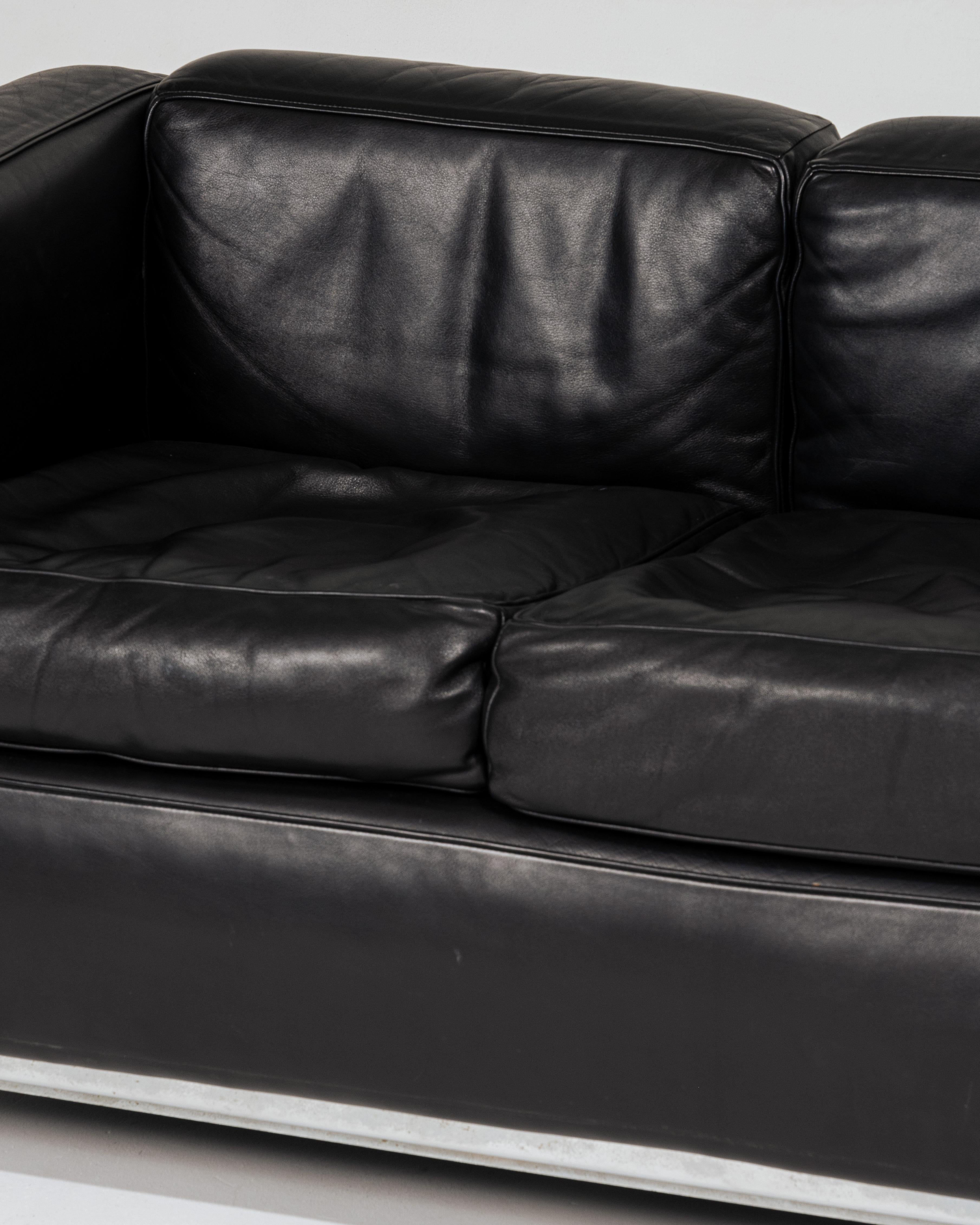 Le Corbusier LC2 Sofa, Cassina, 1960er Jahre im Angebot 5