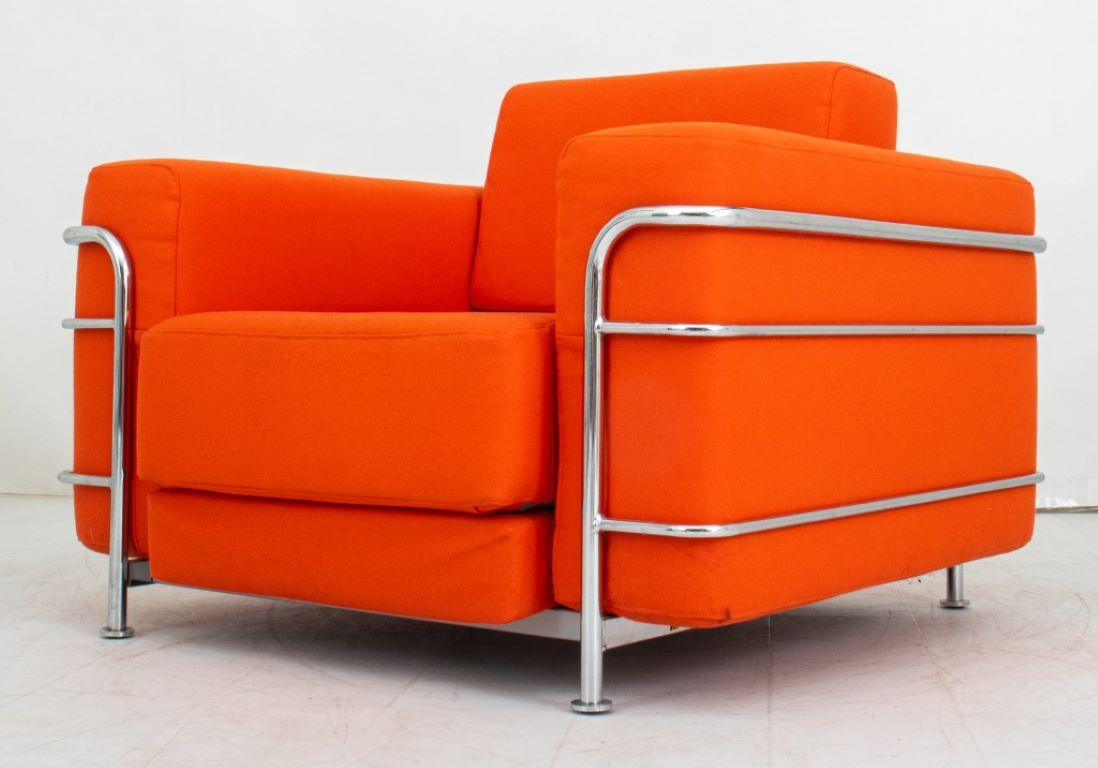 Tissu Chaise tapissée orange de style LC2 Le Corbusier en vente