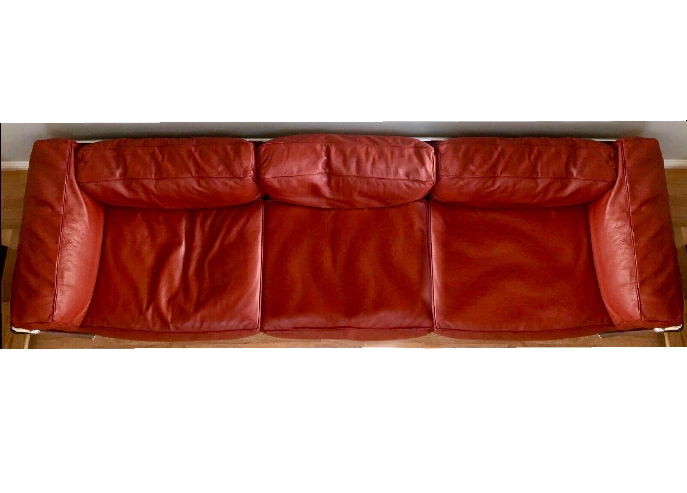 le corbusier grand confort sofa