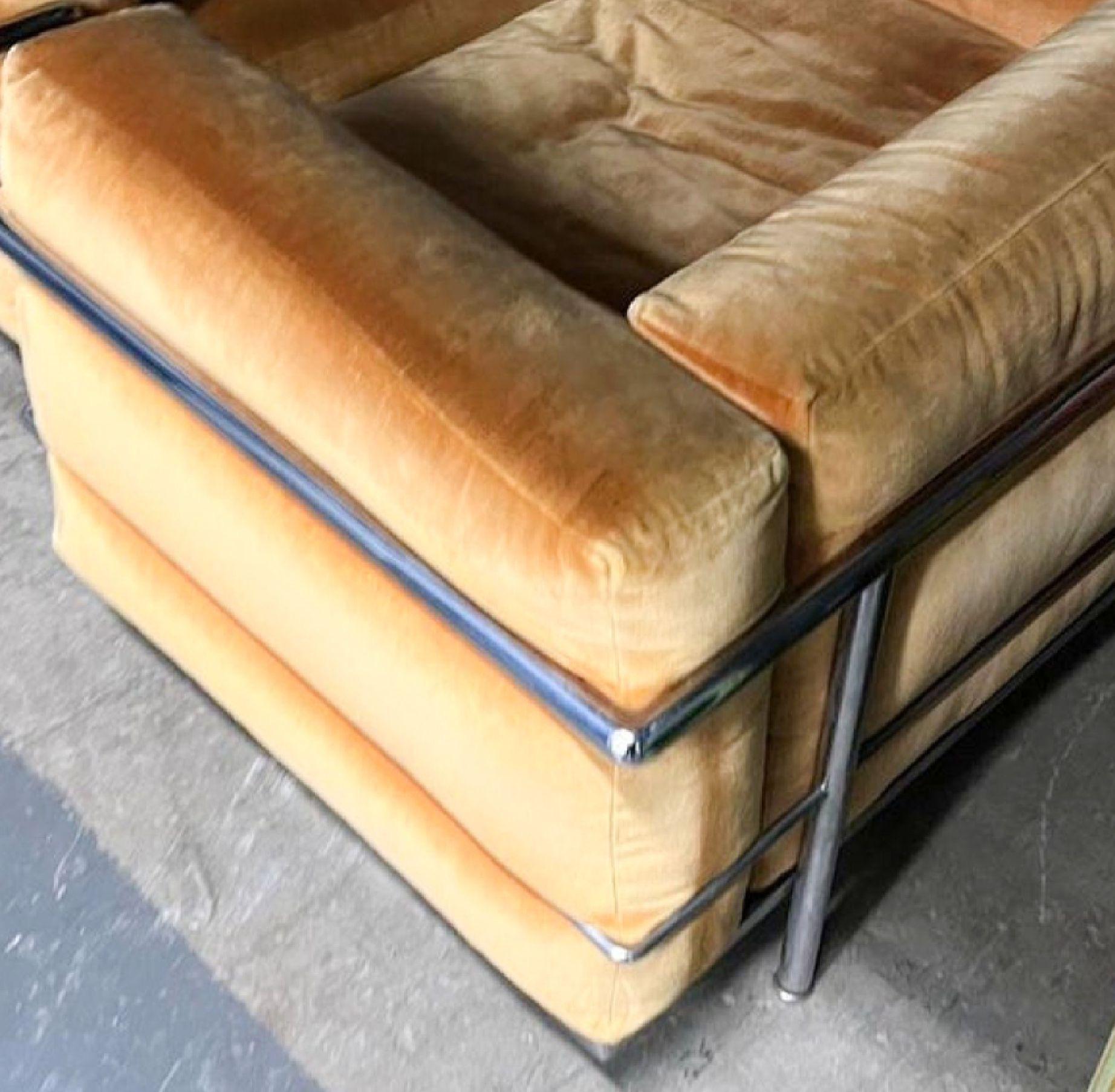 Mid-Century Modern Paire de fauteuils Grand Confort Le Corbusier Lc3 en mohair ambré, Cassina