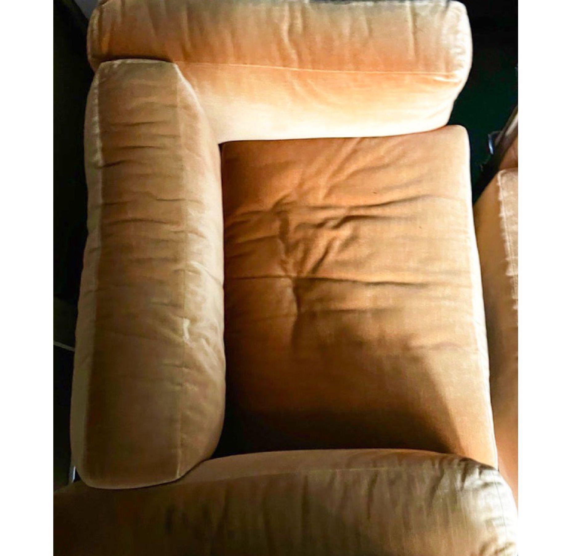 italien Paire de fauteuils Grand Confort Le Corbusier Lc3 en mohair ambré, Cassina