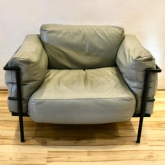 Le Corbusier LC3 Grande Leather, Chrome, and Steel Lounge Chair