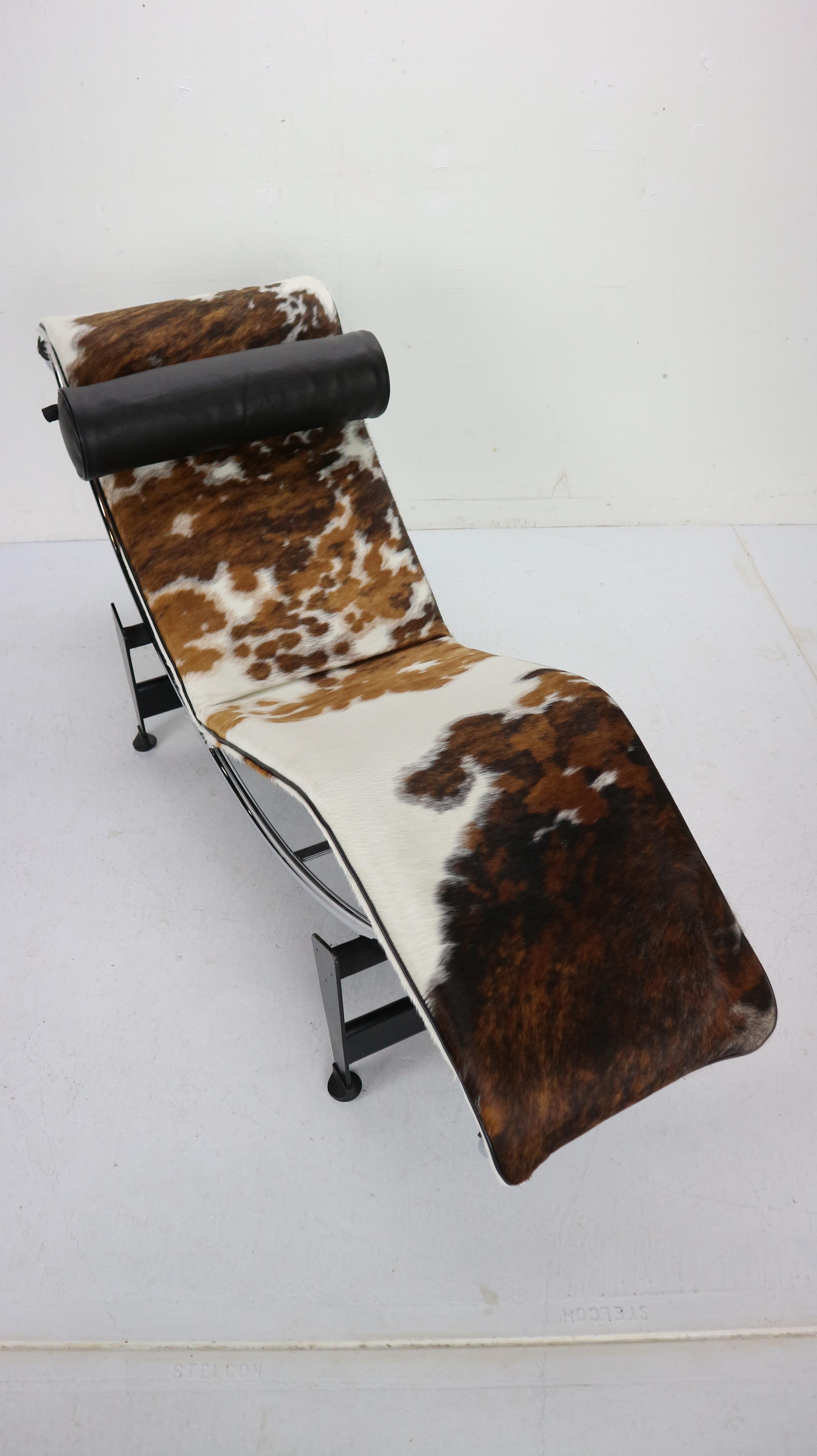 le corbusier pony chaise