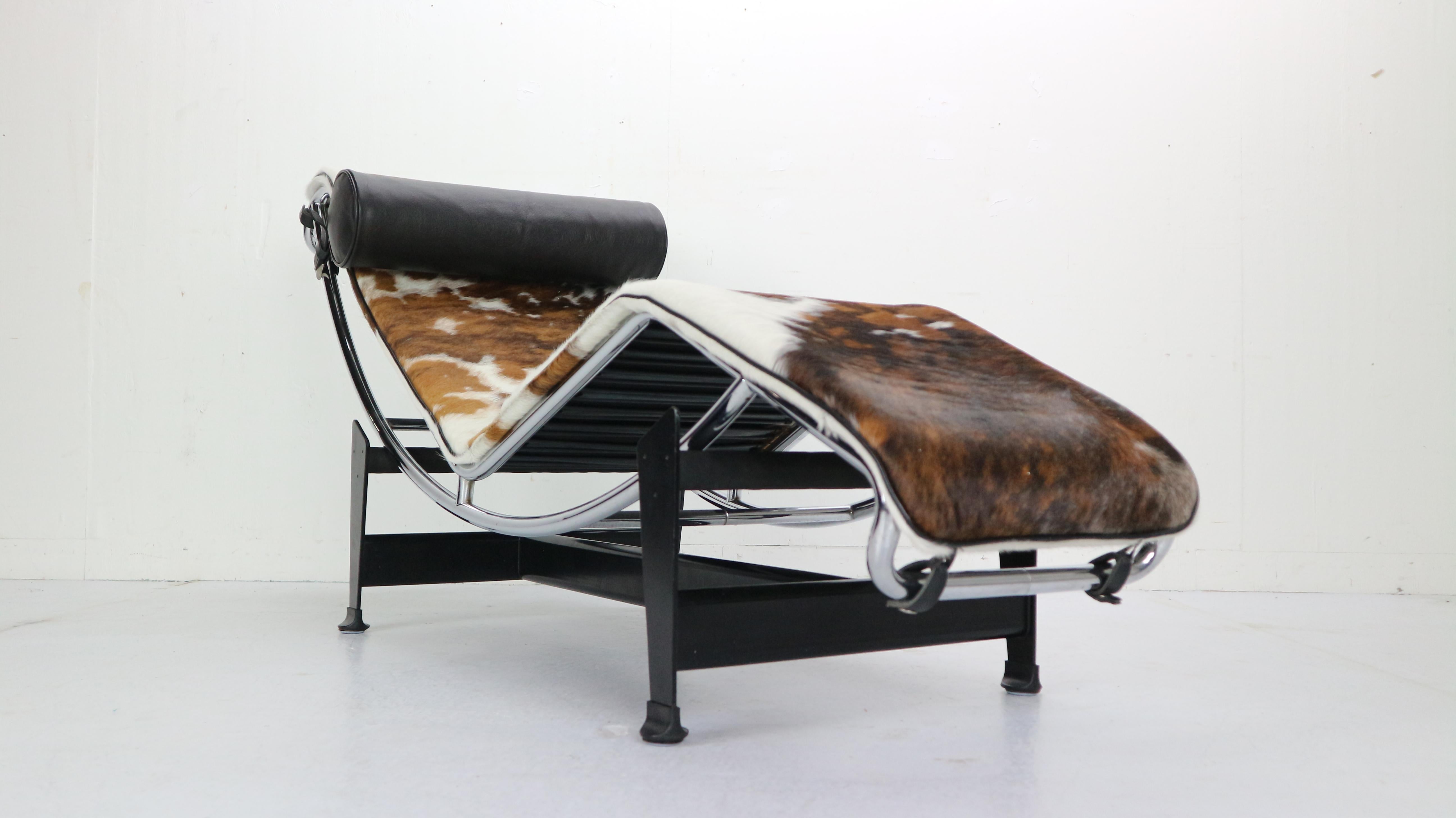 Mid-20th Century Le Corbusier LC4-4108 Pony Leather & Steel Chaise Lounge Chair by Cassina, 1970s