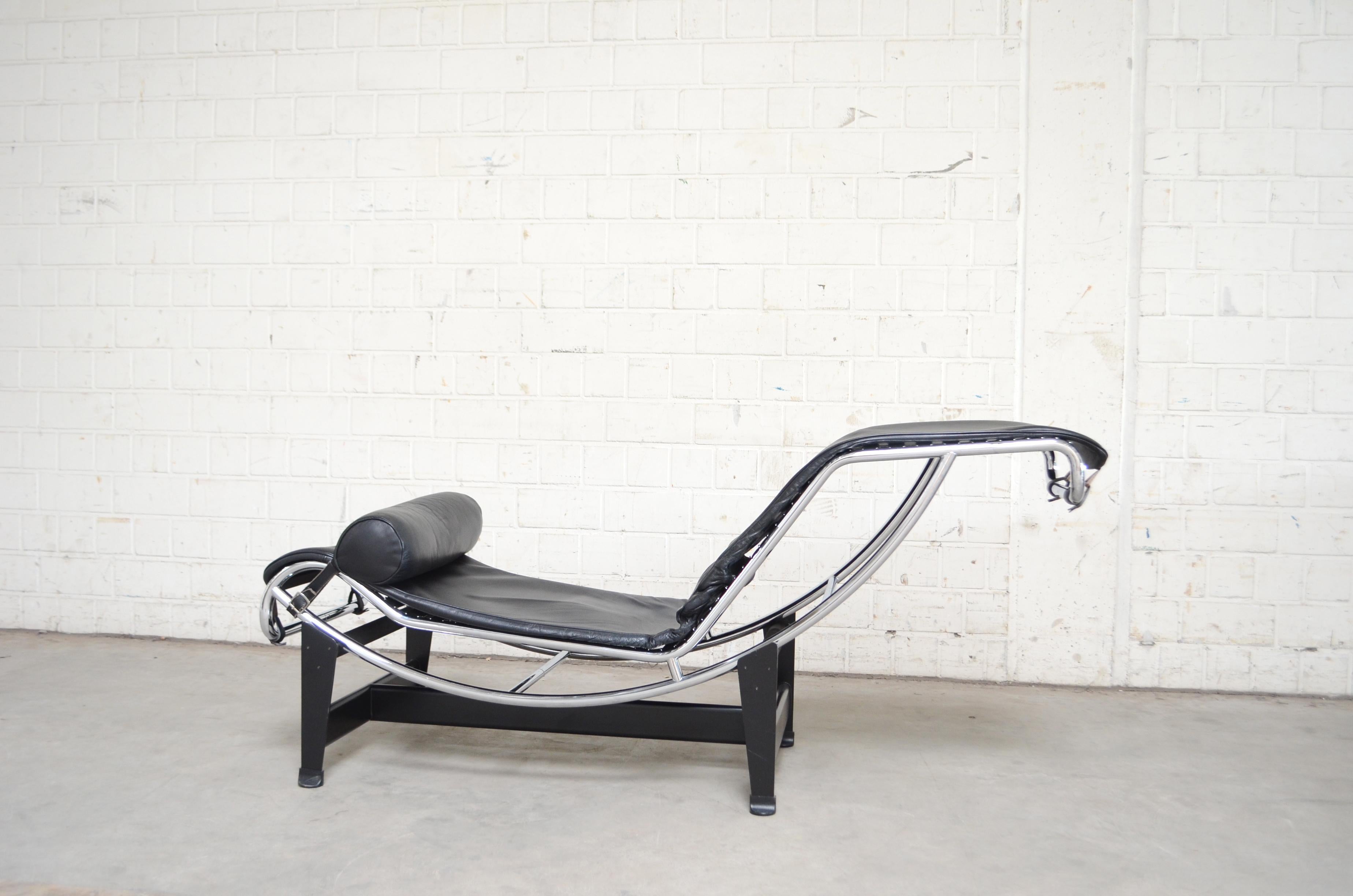 Chaise Longue von Cassina aus schwarzem Leder von Corbusier LC4 (Bauhaus)