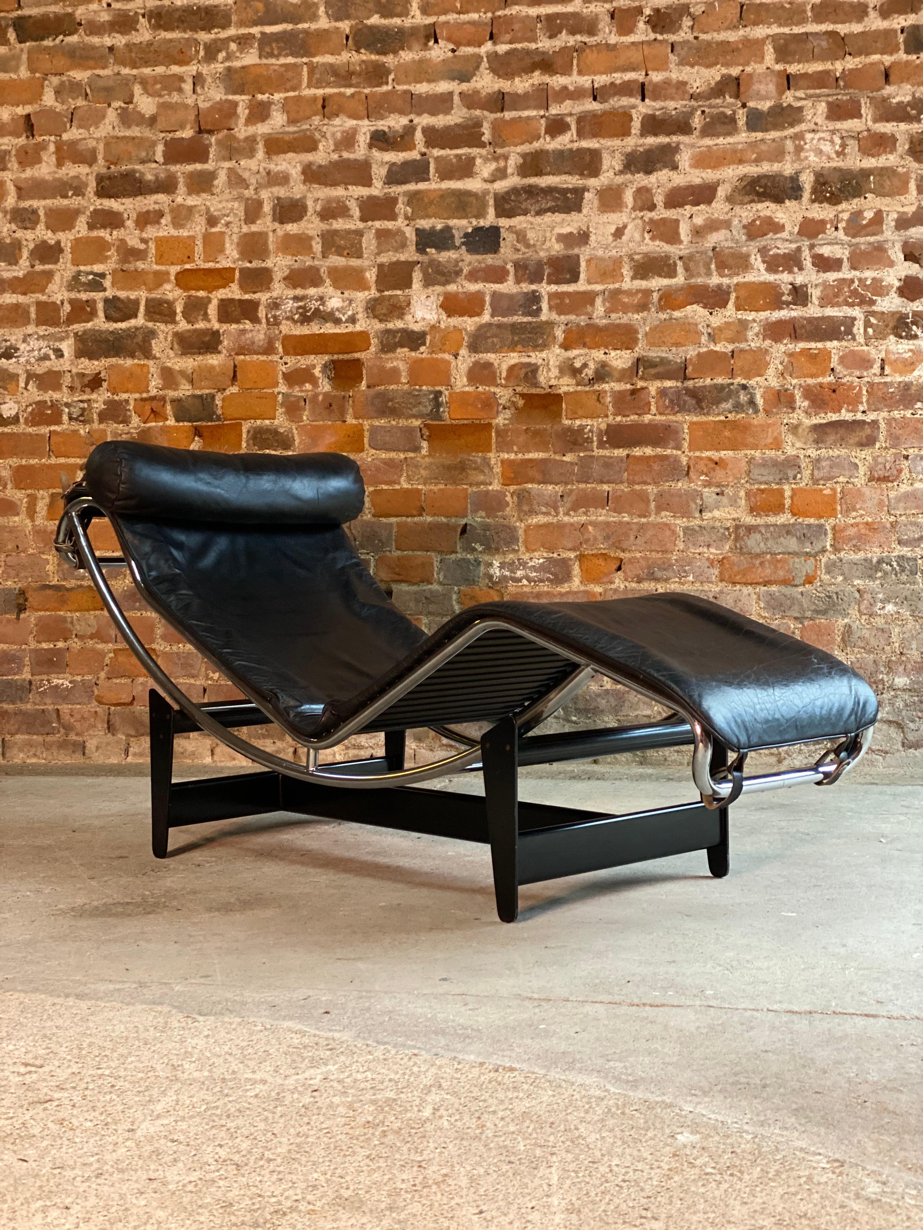 Bauhaus Le Corbusier LC4 Chaise Longue Pierre Jeanneret & Charlotte Perriand by Cassina