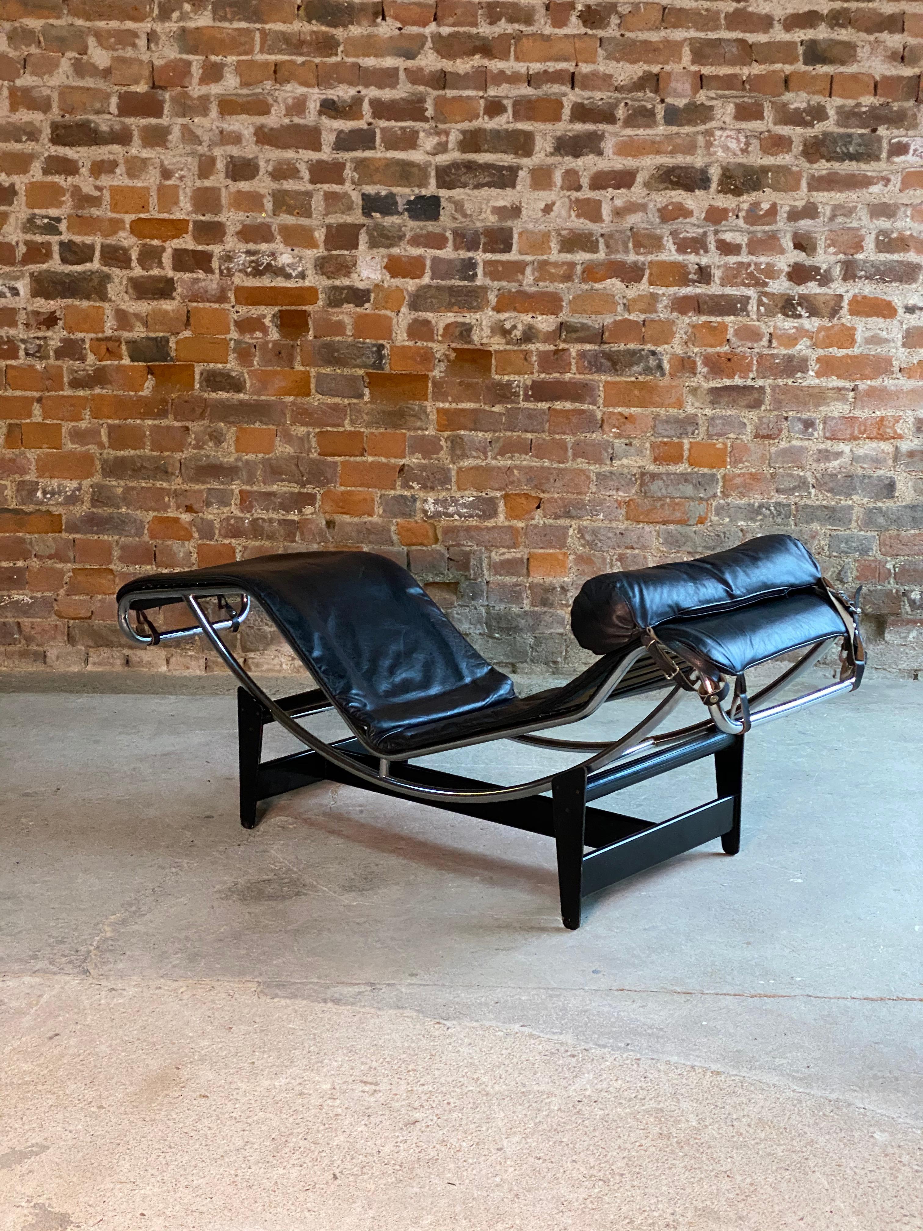 Mid-20th Century Le Corbusier LC4 Chaise Longue Pierre Jeanneret & Charlotte Perriand by Cassina