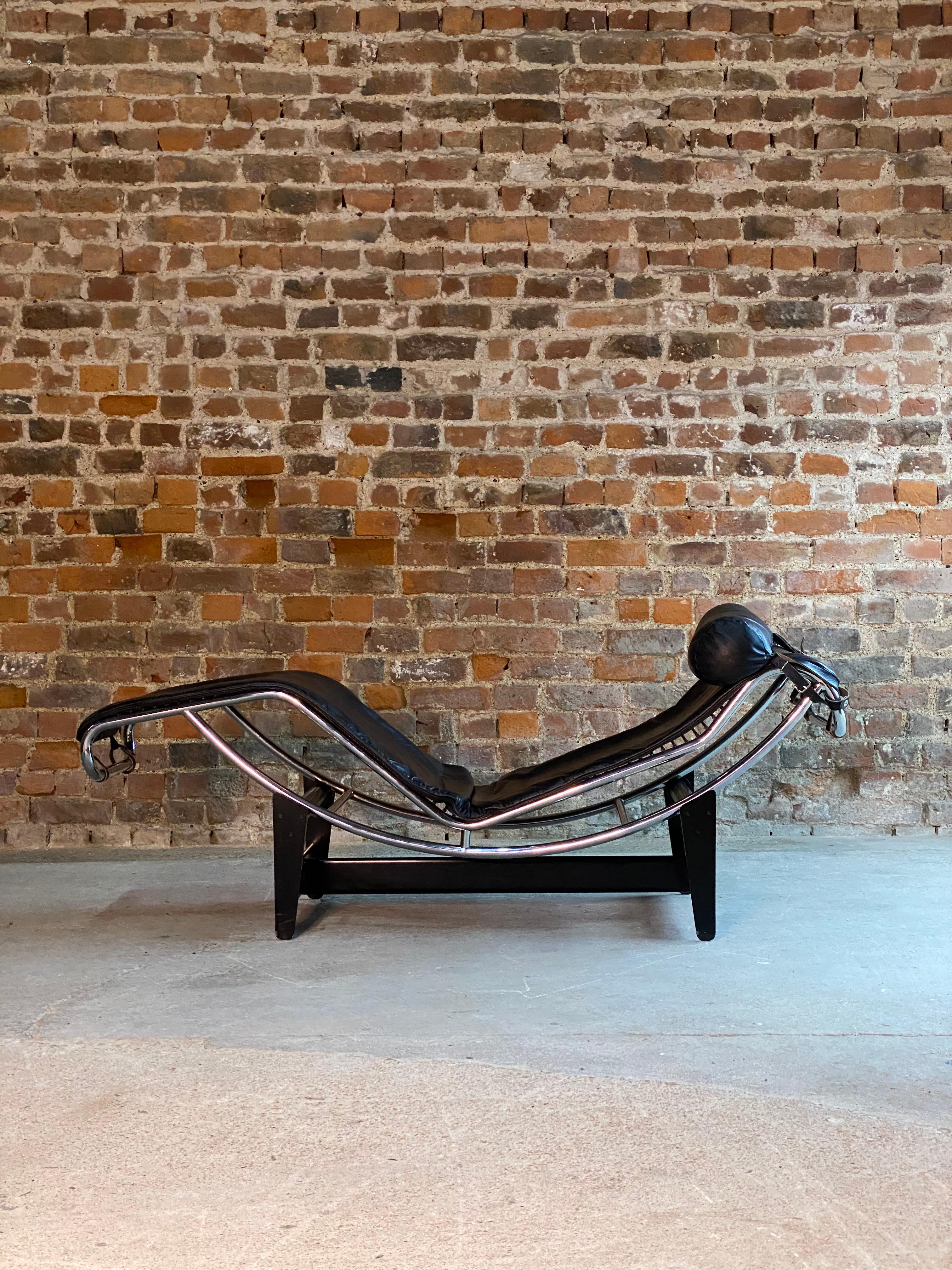 Leather Le Corbusier LC4 Chaise Longue Pierre Jeanneret & Charlotte Perriand by Cassina