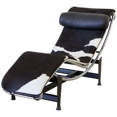 Retro Le Corbusier LC4 Chaise with Chrome Frame, Natural Hide by Gordon International