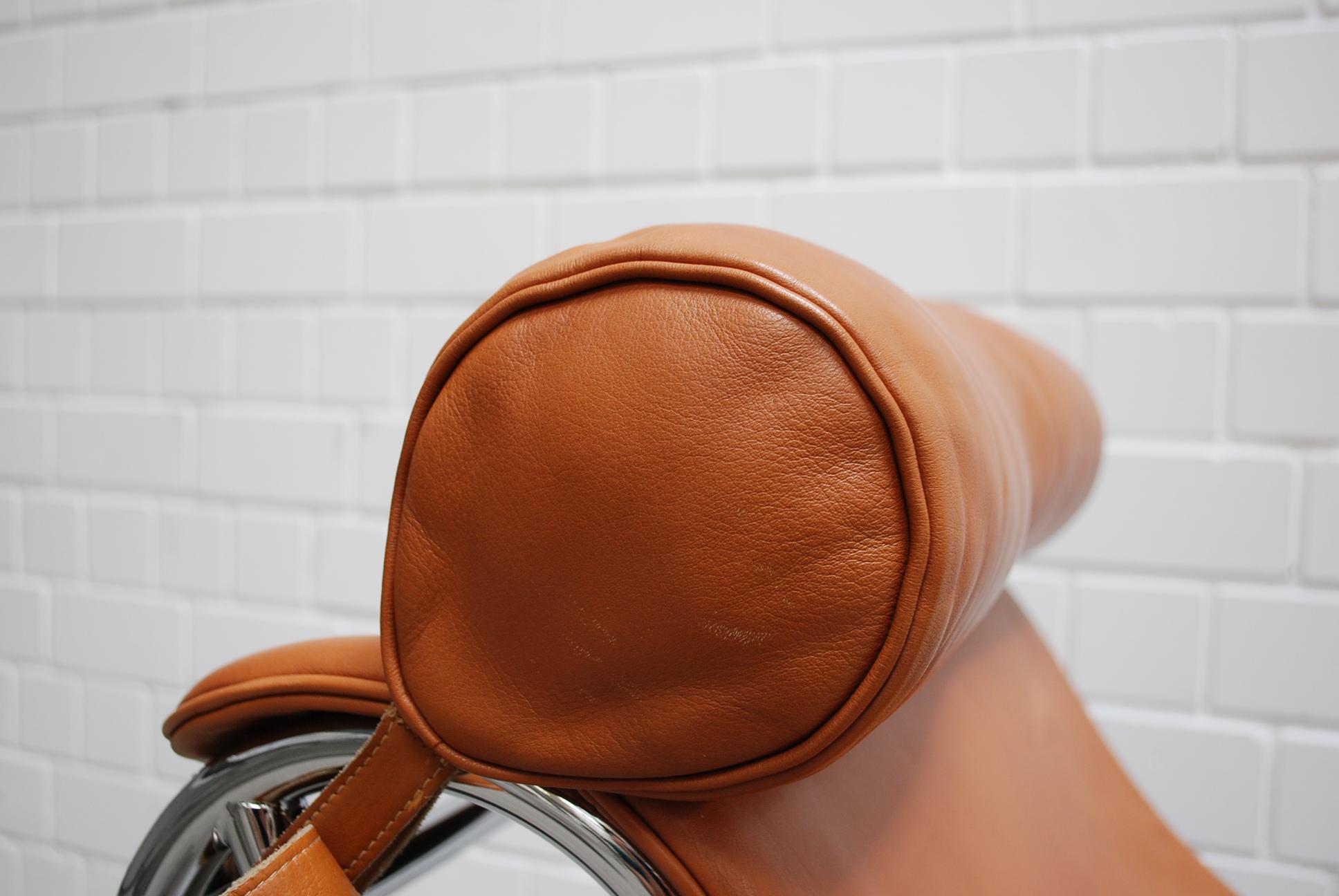 Bauhaus Le Corbusier LC4 Cognac Brandy Leather Chaise Chasiselongue by Cassina, 1980s