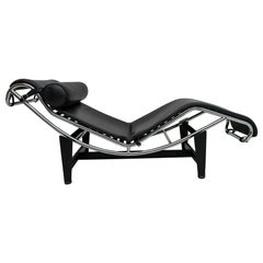 Le Corbusier LC4 Italian Genuine Leather and Steel Chaise Longue by Cassina
