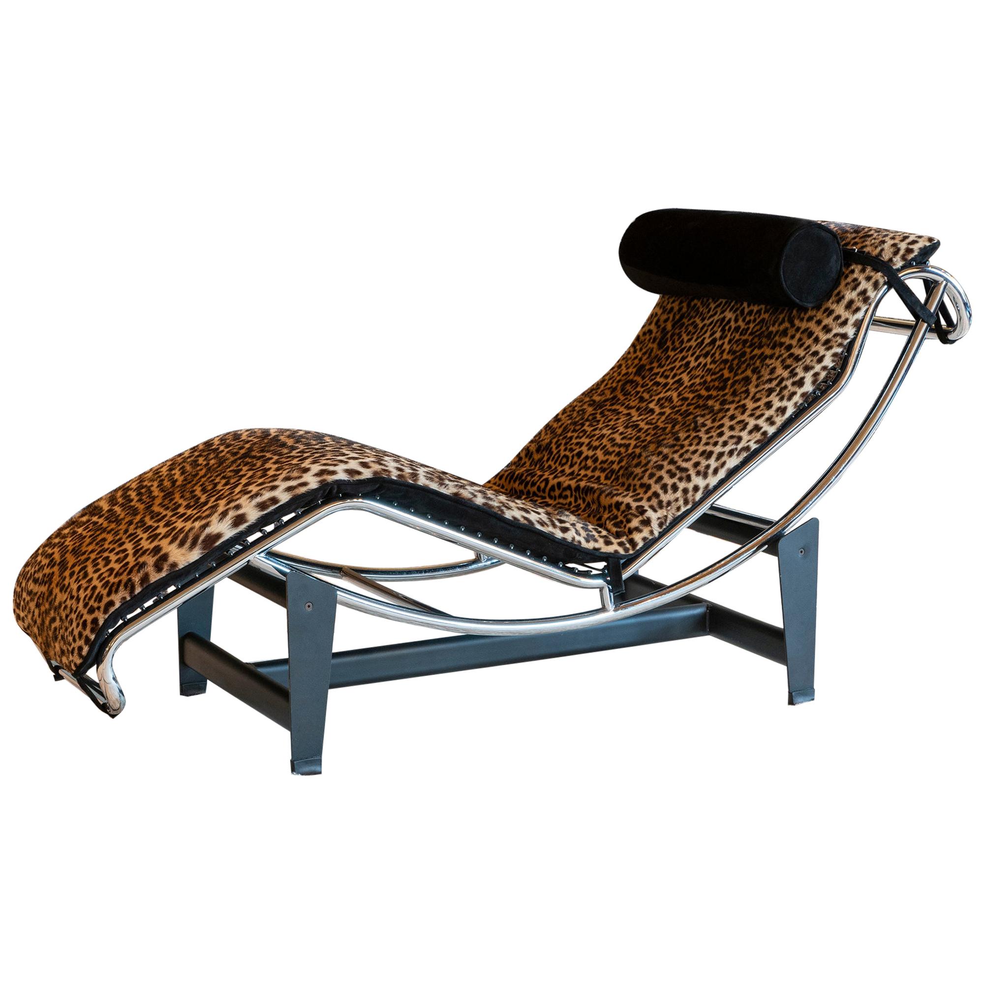 Le Corbusier LC4 Lounge Chair in Leopard Skin and Black Suede, Italy, 1970s For Sale