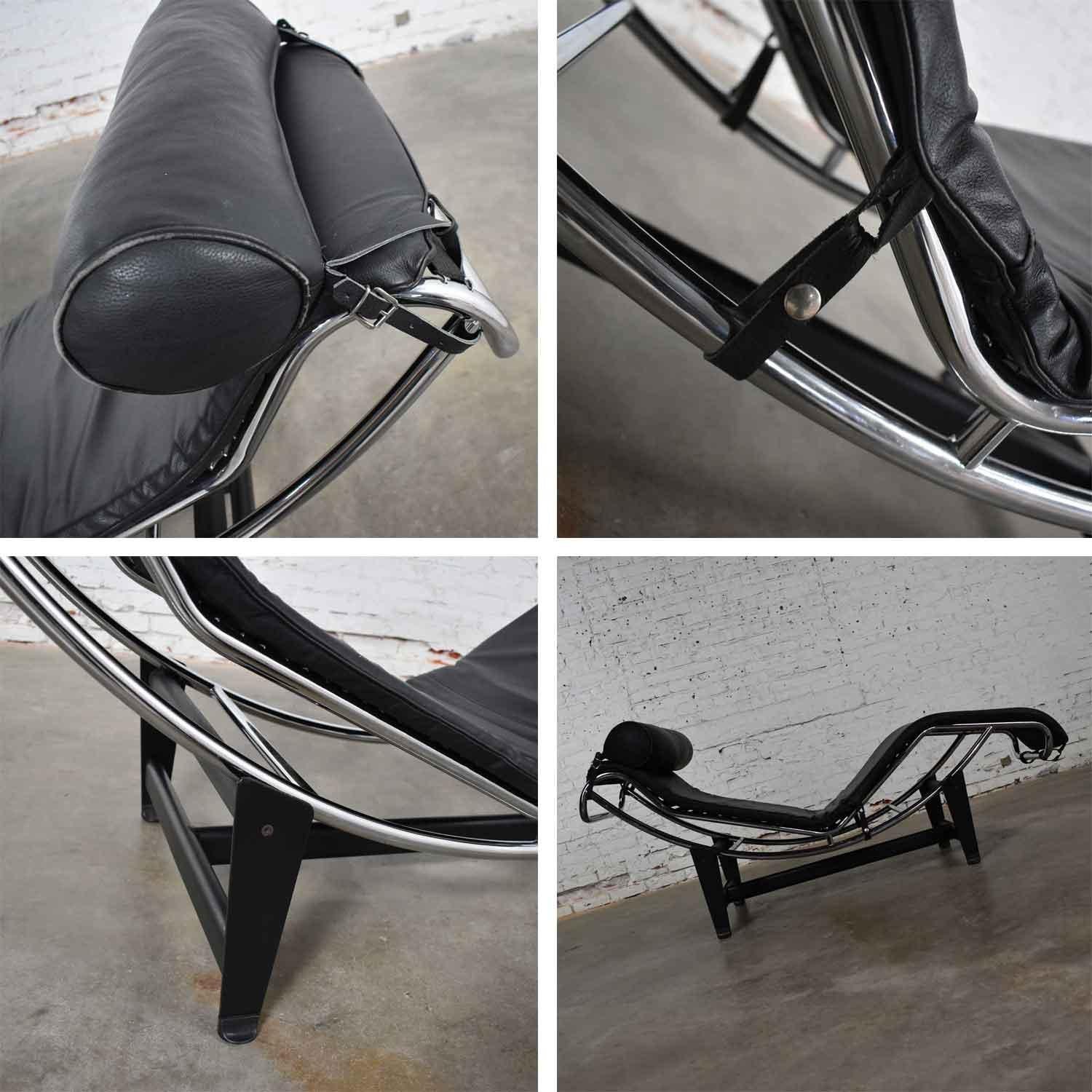 Le Corbusier LC4 Style Chaise Lounge with Black Leather Cushion by Unknown Maker 4