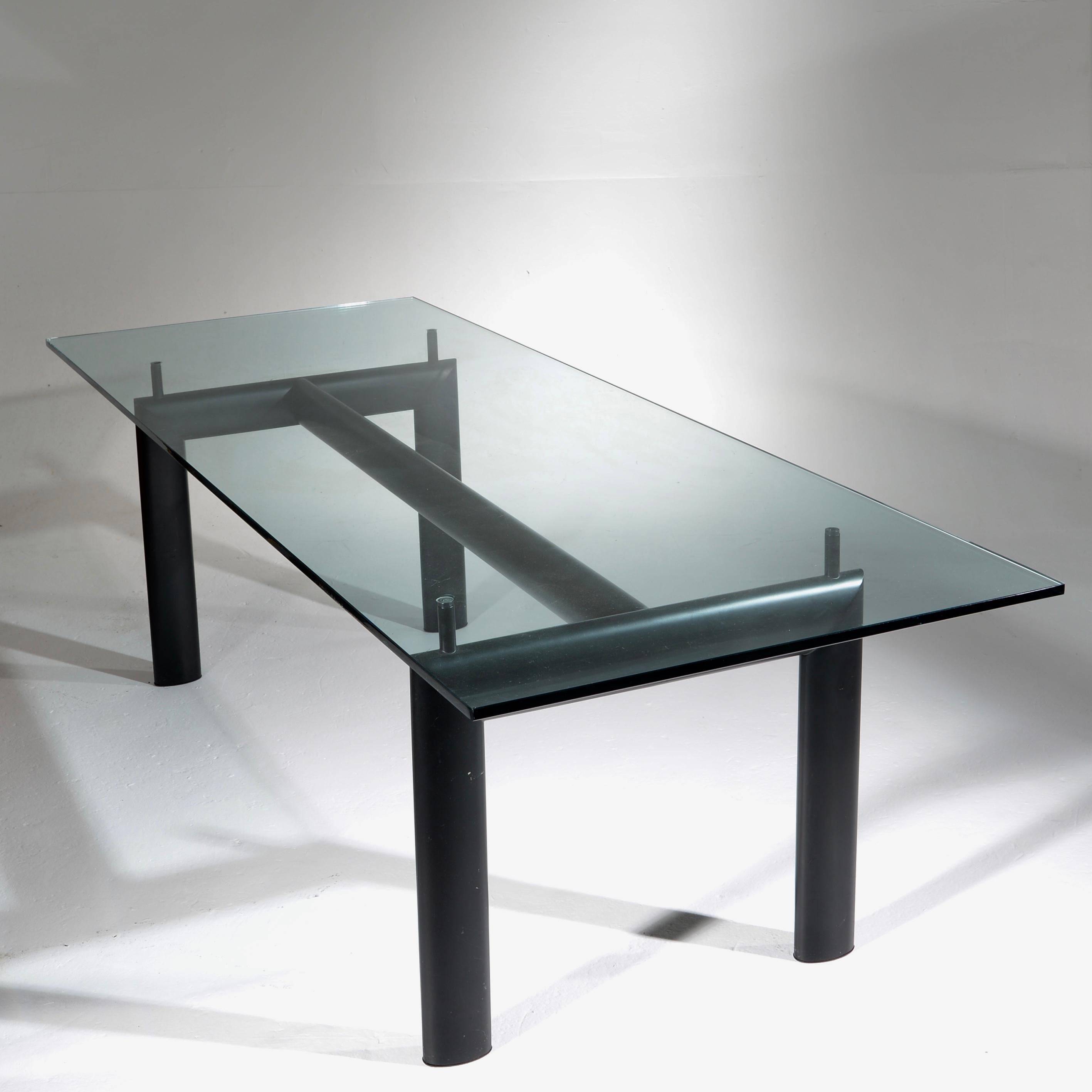 Mid-Century Modern Table à manger LC6 de Le Corbusier pour Cassina