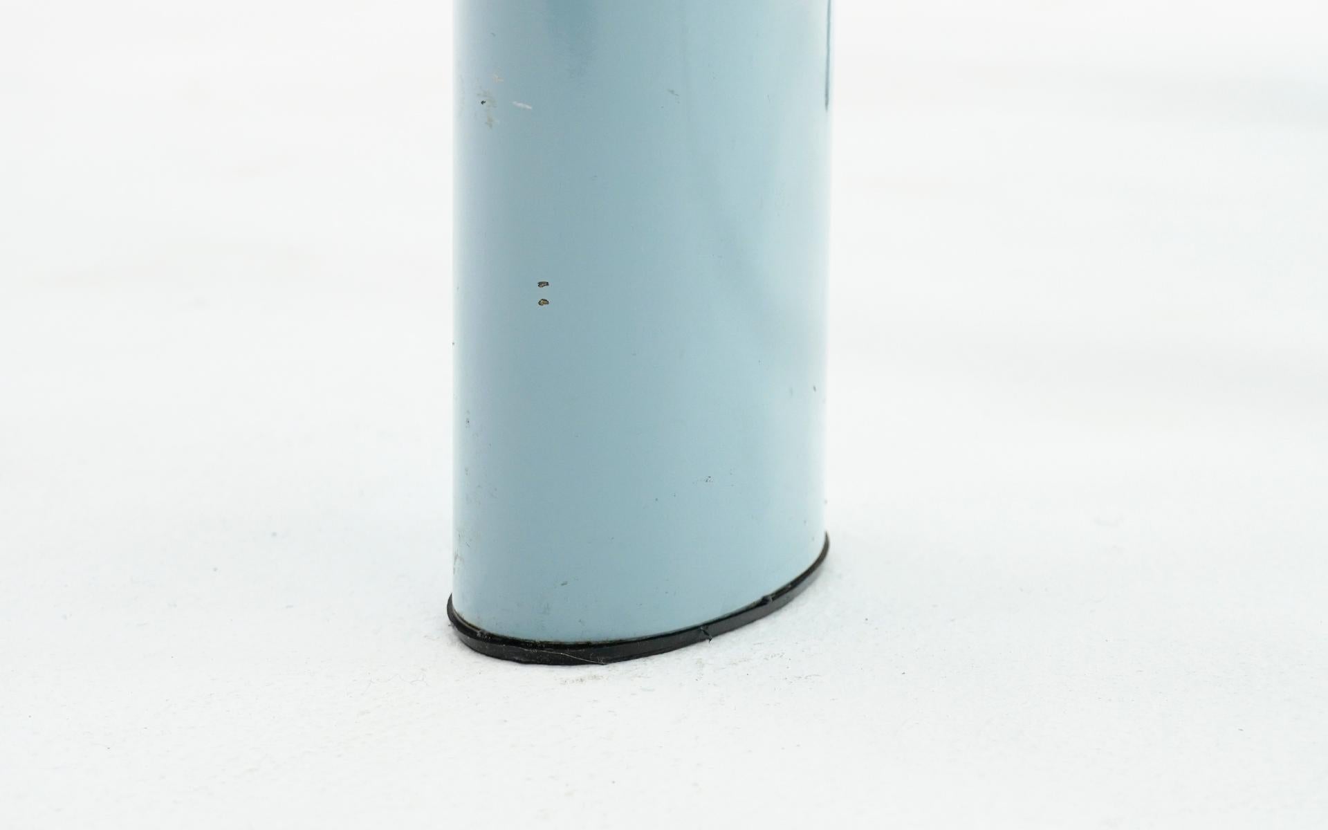 Esstisch LC6 von Corbusier für Cassina, original blaue Oberfläche und Glas 3