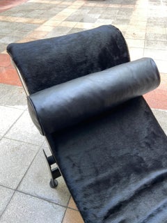 Le Corbusier Lounge Armchair LC4, Cassina Edition, Black Pony
