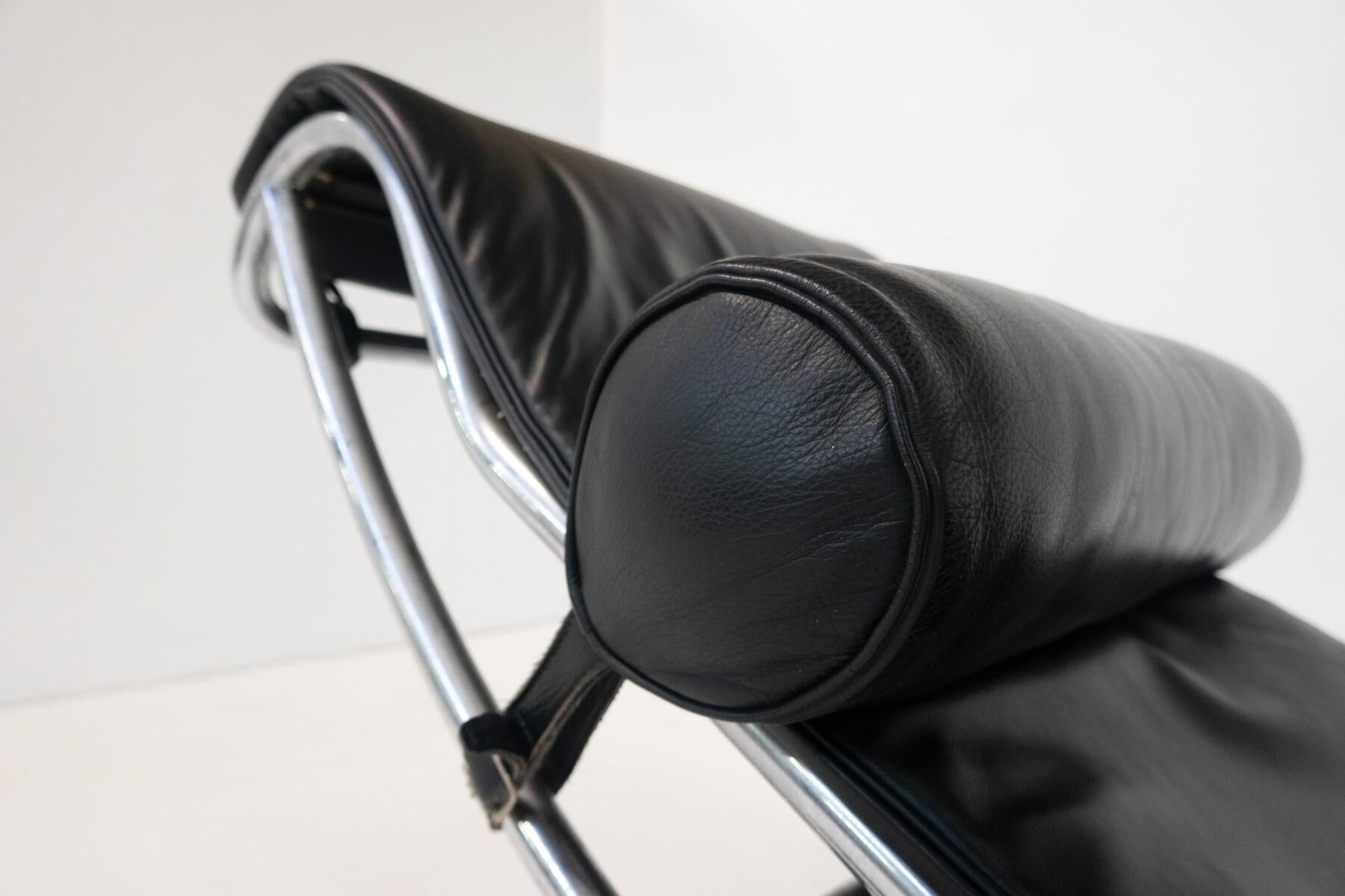 Italian Le Corbusier Lounge Chair LC4 , Black Leather For Cassina, Italy, 1960s