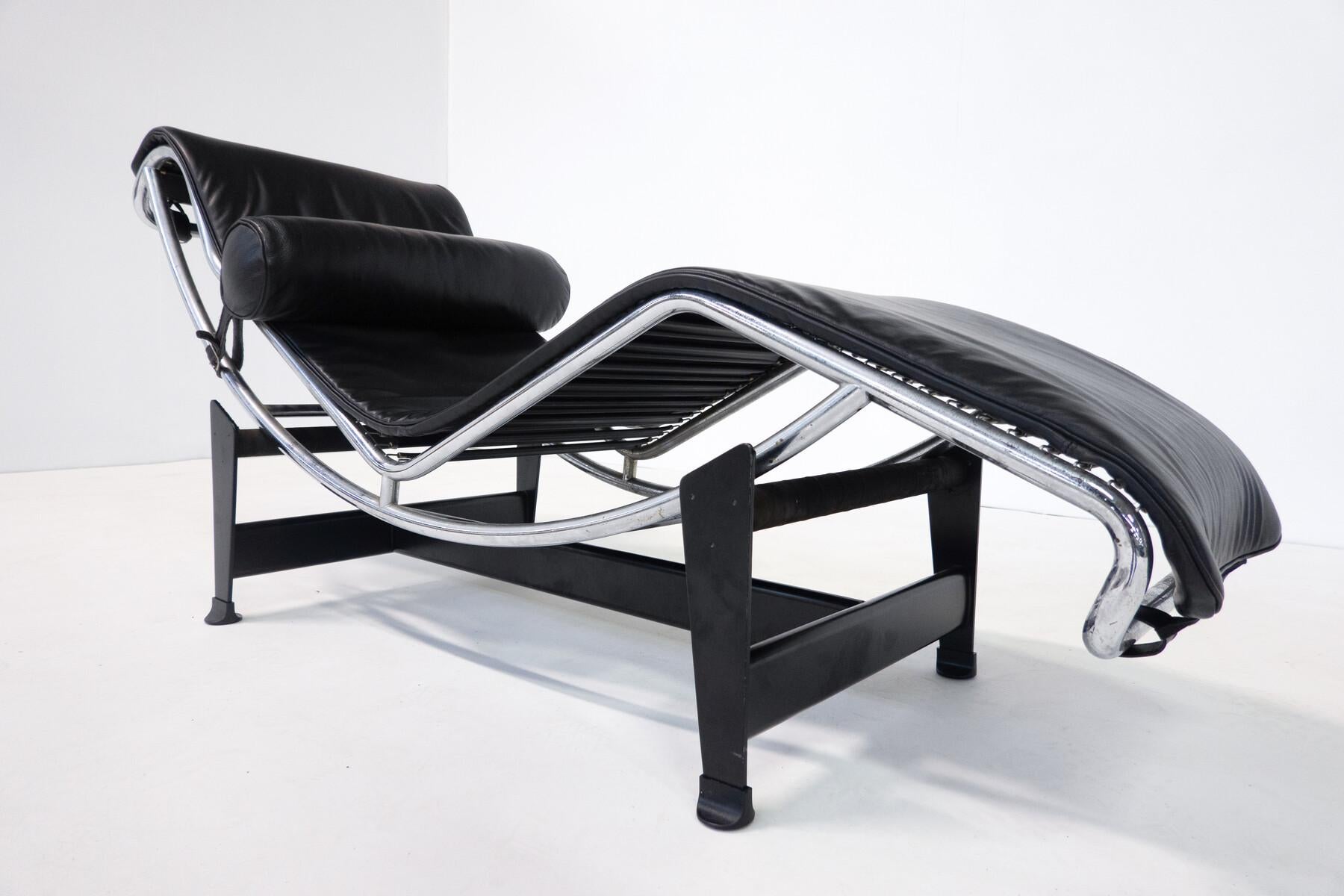 Le Corbusier Lounge Chair LC4 , Black Leather For Cassina, Italy, 1960s 1