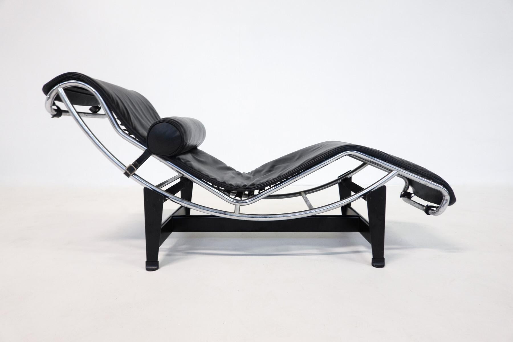 Le Corbusier Lounge Chair LC4 , Black Leather For Cassina, Italy, 1960s 3