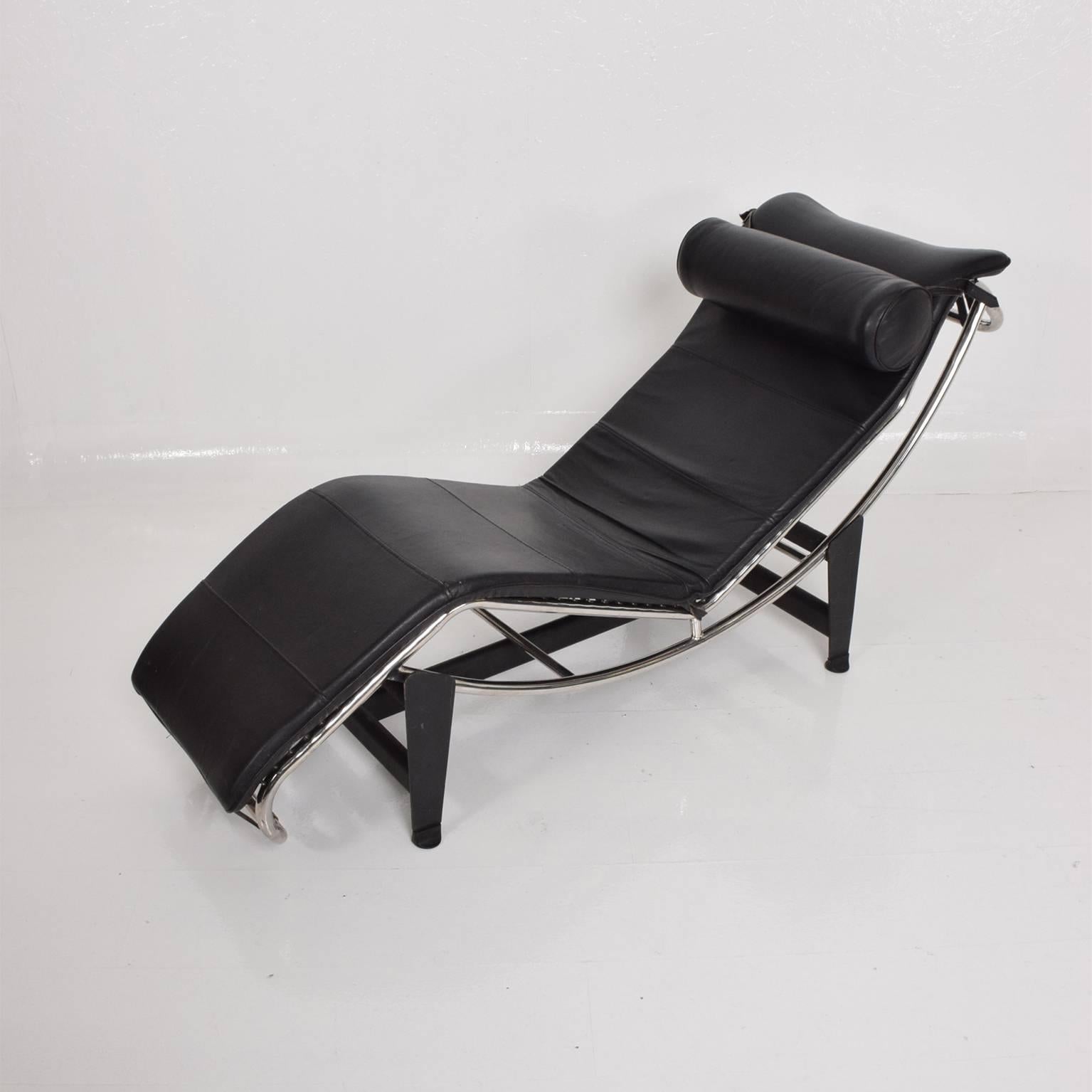 American Le Corbusier Lounge Chair Mid-Century Modern Black Leather