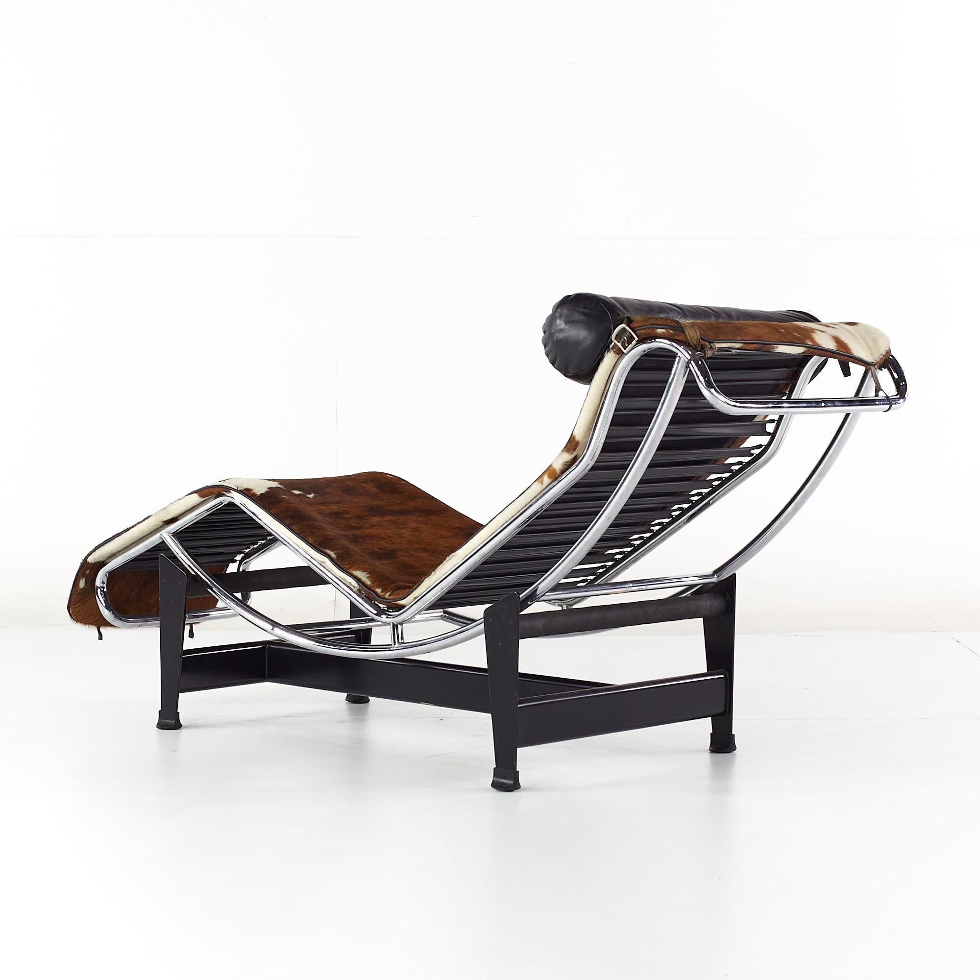 Mid-Century Modern Le Corbusier Midcentury LC4 Cowhide Chaise Lounge Chair