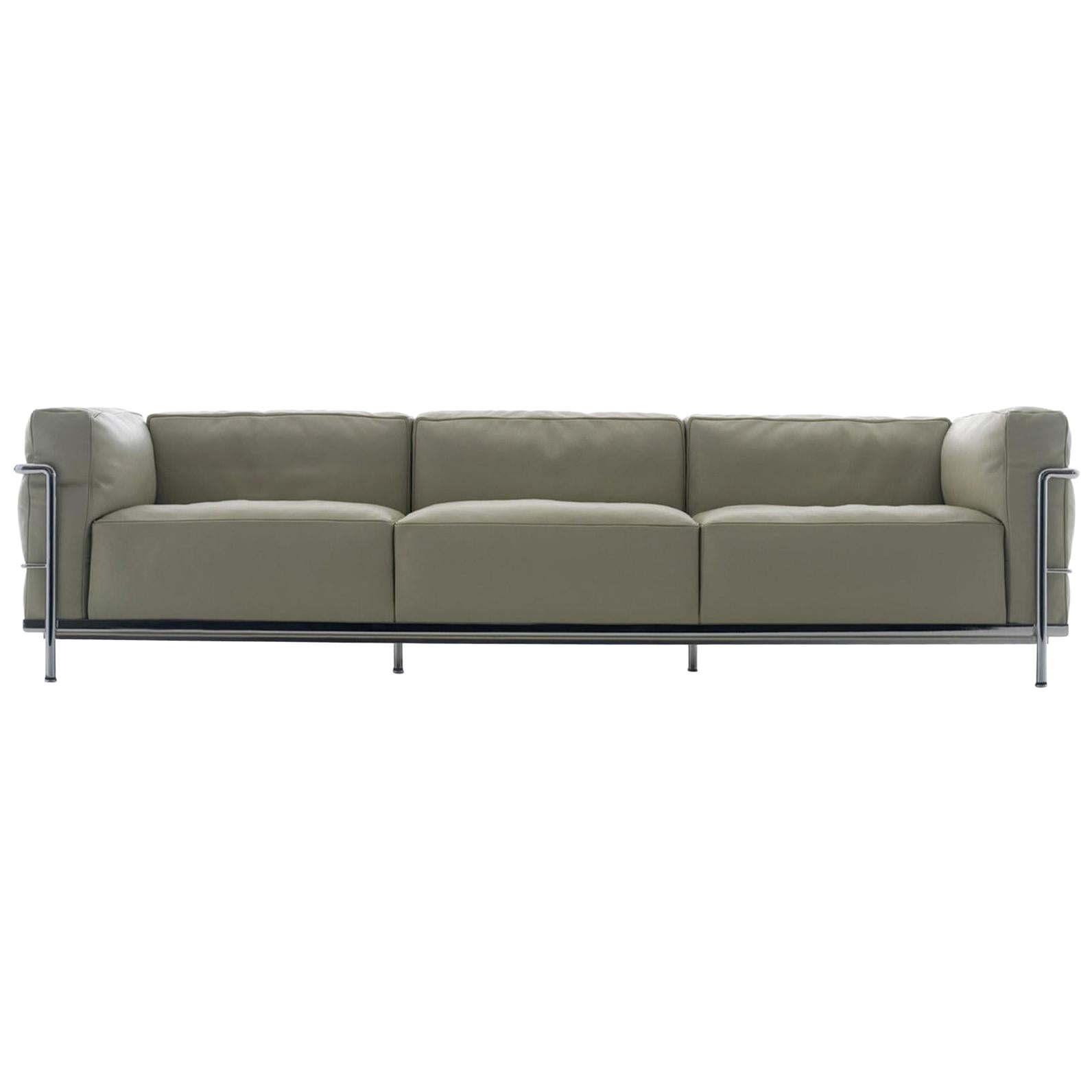 Le Corbusier, Jeanneret, Charlotte Perriand LC3 Divano Sofa by Cassina in vendita