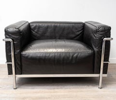 Le Corbusier, Perriand, Jeanneret - Cassina - LC3 Armchair Black Leather Steel