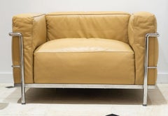 Le Corbusier, Jeanneret, Perriand Coppia di poltrone LC3 in pelle d'oro
