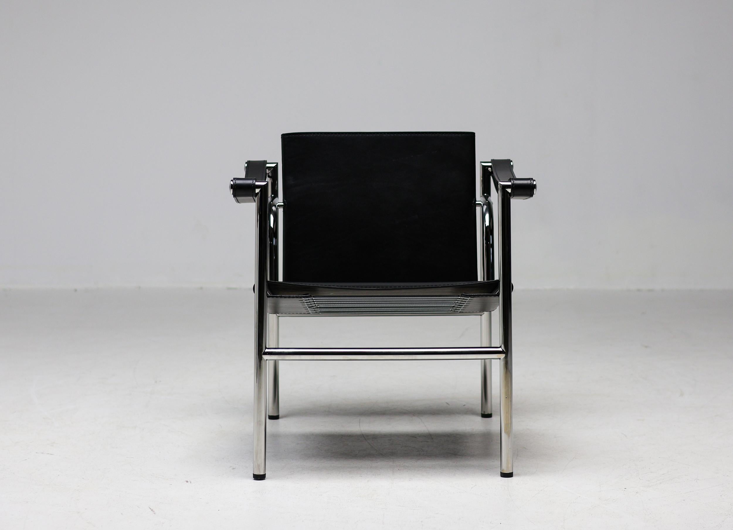 Leather Le Corbusier, Pierre Jeanneret & Charlotte Perriand Black LC1 Chair by Cassina