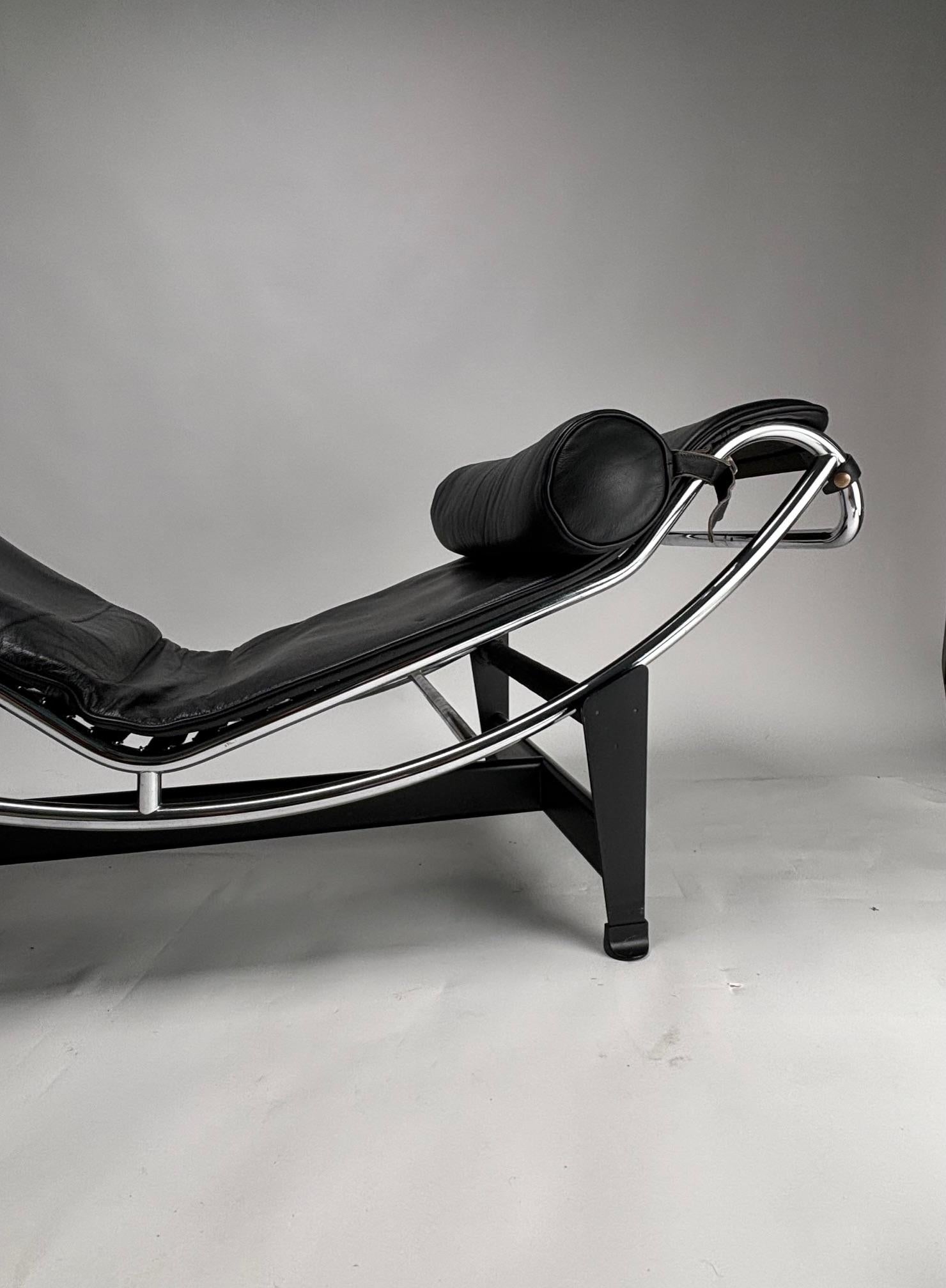 lc4 cassina