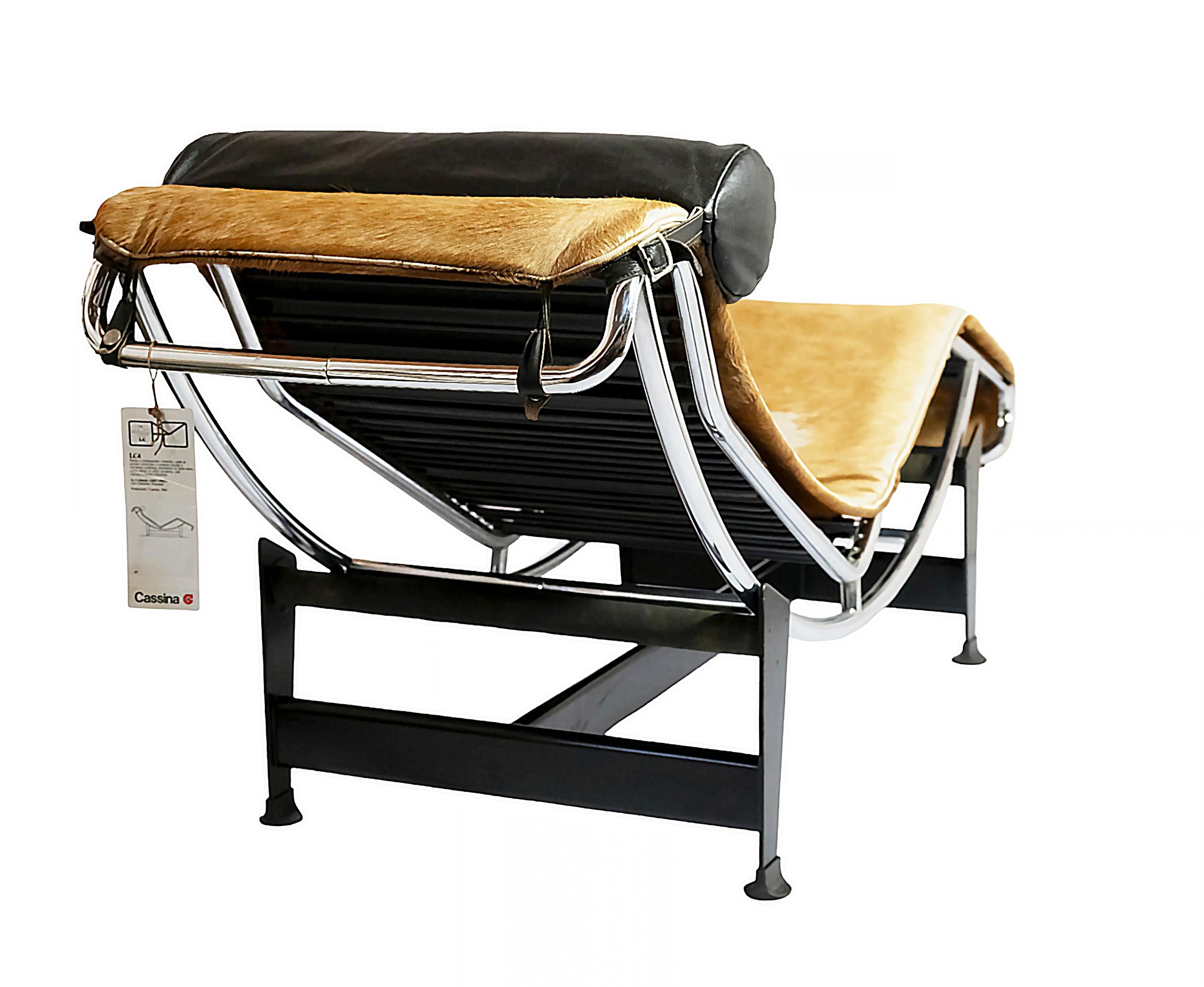 Le Corbusier, Pierre Jeanneret, Charlotte Perriand Chaise Longue LC4 para Cassina siglo XX en venta