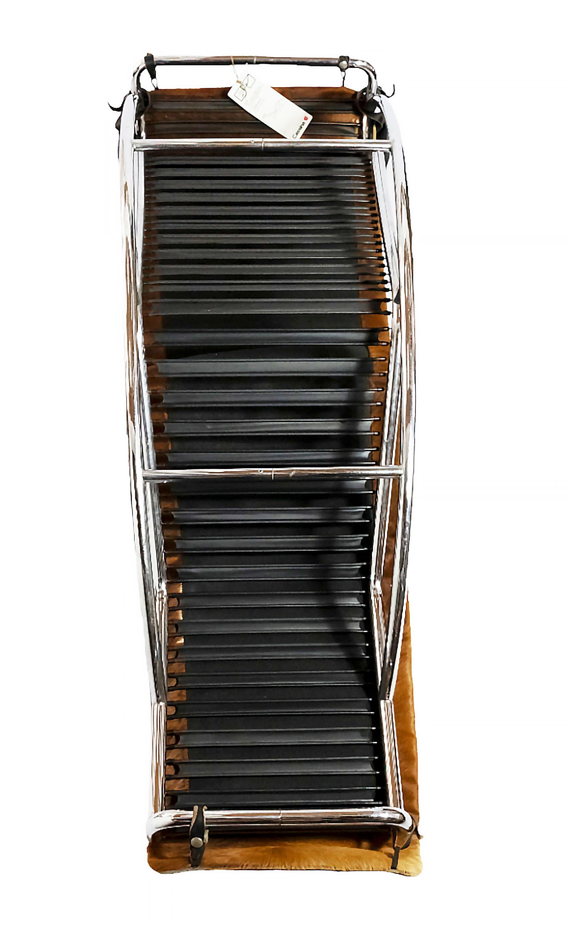 Le Corbusier, Pierre Jeanneret, Charlotte Perriand Chaise Longue LC4 para Cassina en venta 2