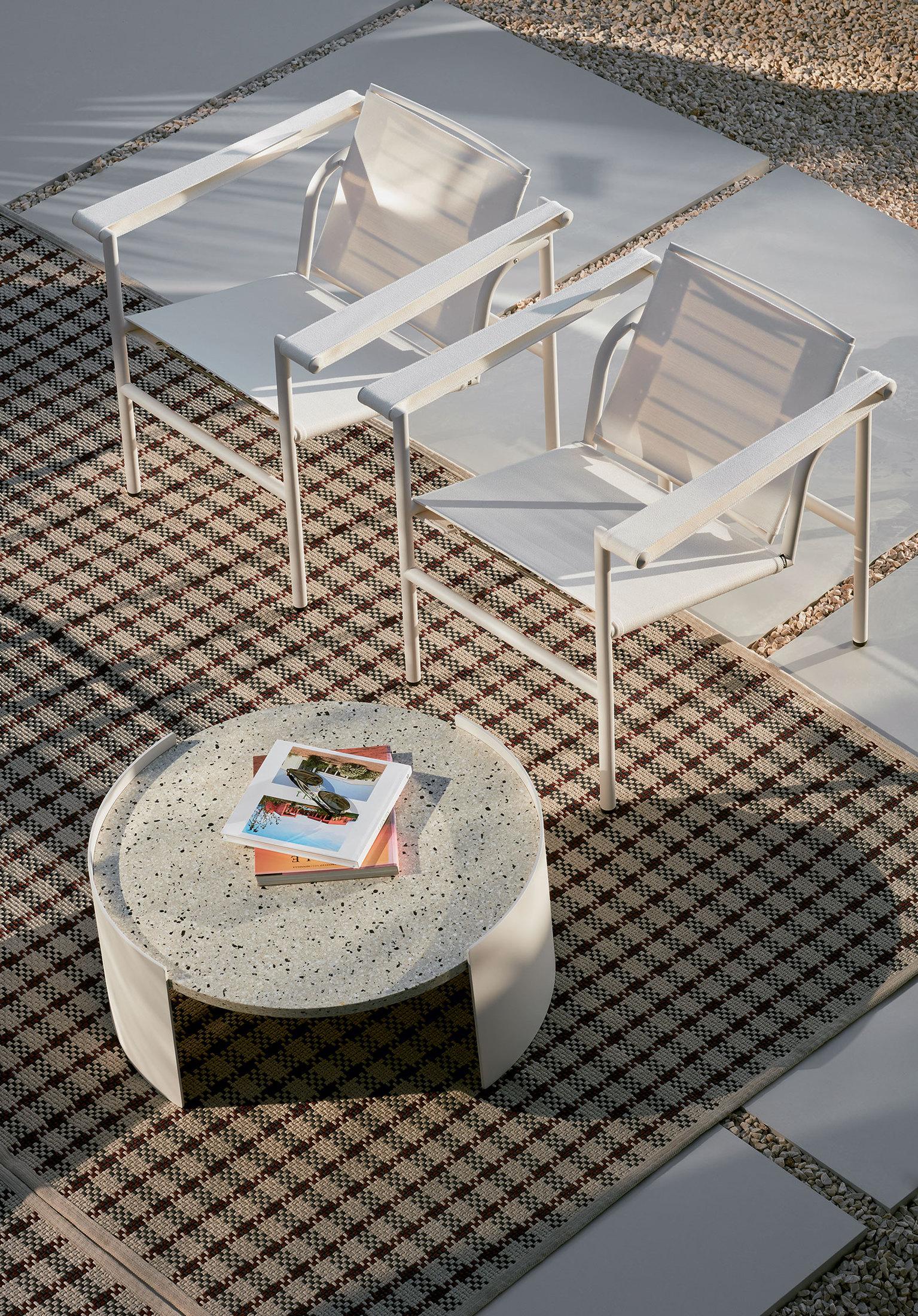 Le Corbusier, Pierre Jeanneret, Charlotte Perriand LC1 Outdoor-Stuhl für Cassina im Angebot 3