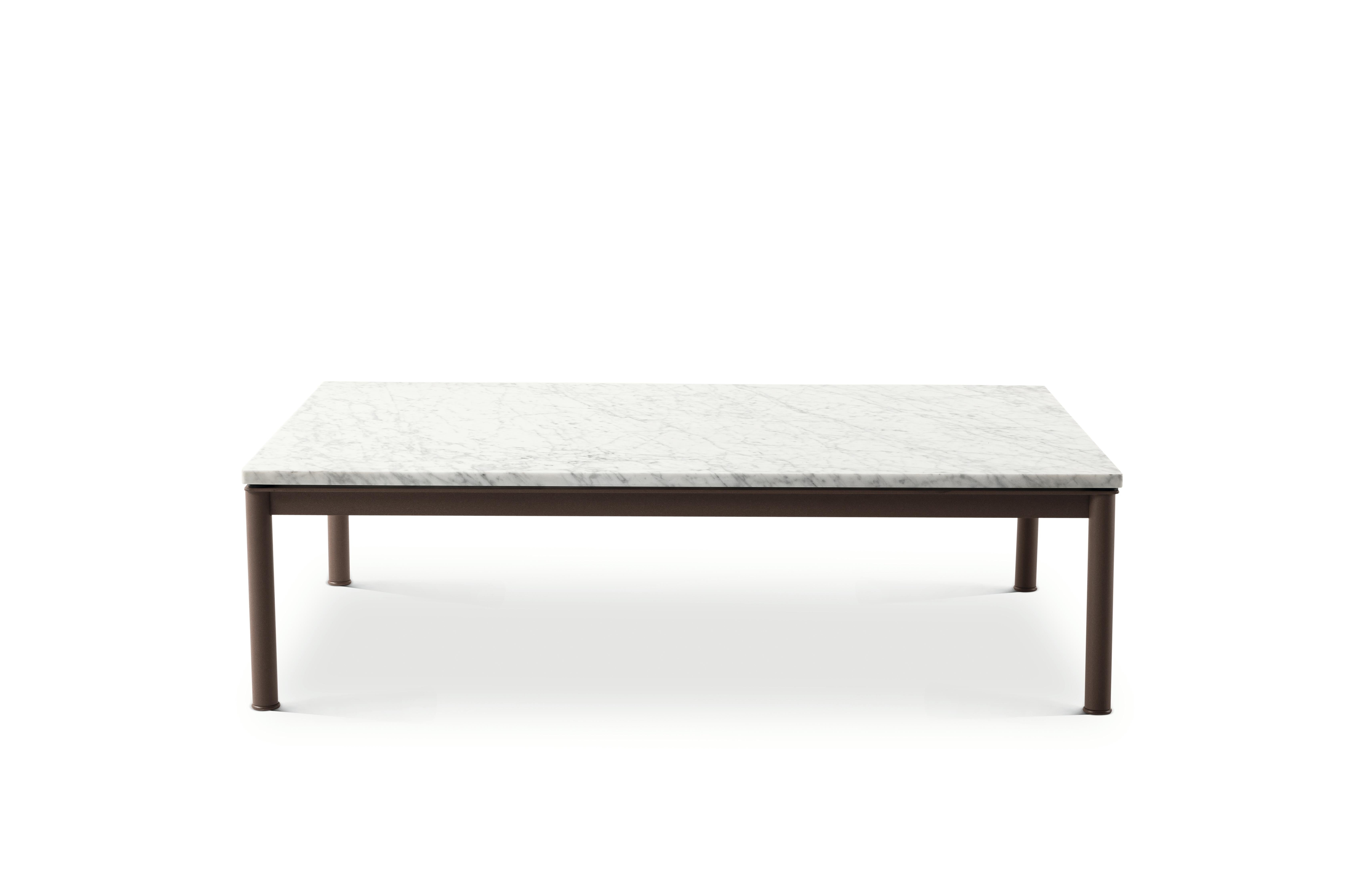 Elfenbeinfarbener Tisch Le Corbusier, Pierre Jeanneret, Charlotte Perriand Lc10 von Cassina (Stahl) im Angebot