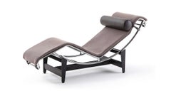 Le Corbusier, Pierre Jeanneret, Charlotte Perriand, chaise longue LC4 pour Cassina