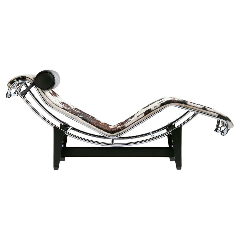 Le Corbusier Chaise Longues - 9 For Sale at 1stDibs | le corbusier ...