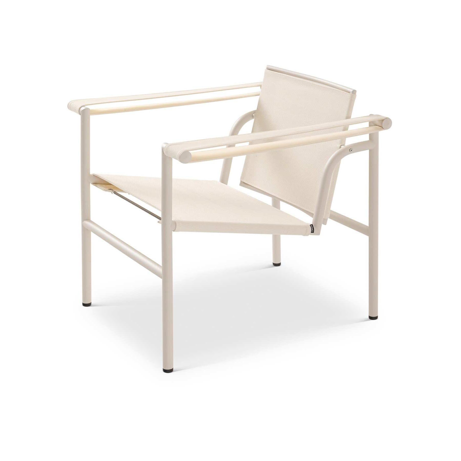 Weißer Stuhl LC1 von Le Corbusier, Pierre Jeanneret, Charlotte Perriand aus dem Jahr 1928. Neu aufgelegt im Jahr 1965.
Hergestellt von Cassina in Italien.

Ein leichter, kompakter Stuhl, der zusammen mit anderen wichtigen Modellen wie den Sesseln