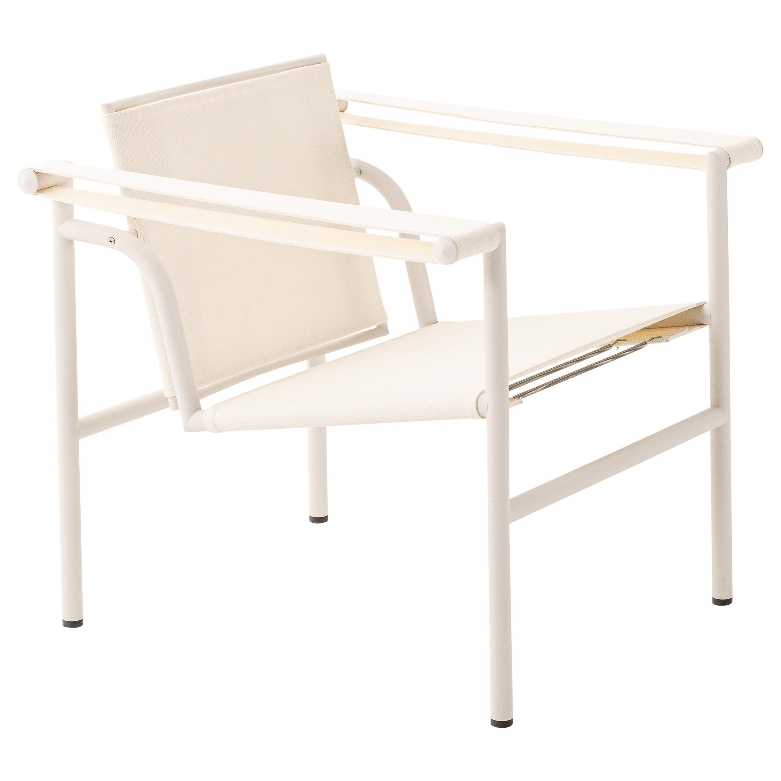 Chaise LC1 blanche Le Corbusier, Pierre Jeanneret, Charlotte Perriand par Cassina en vente