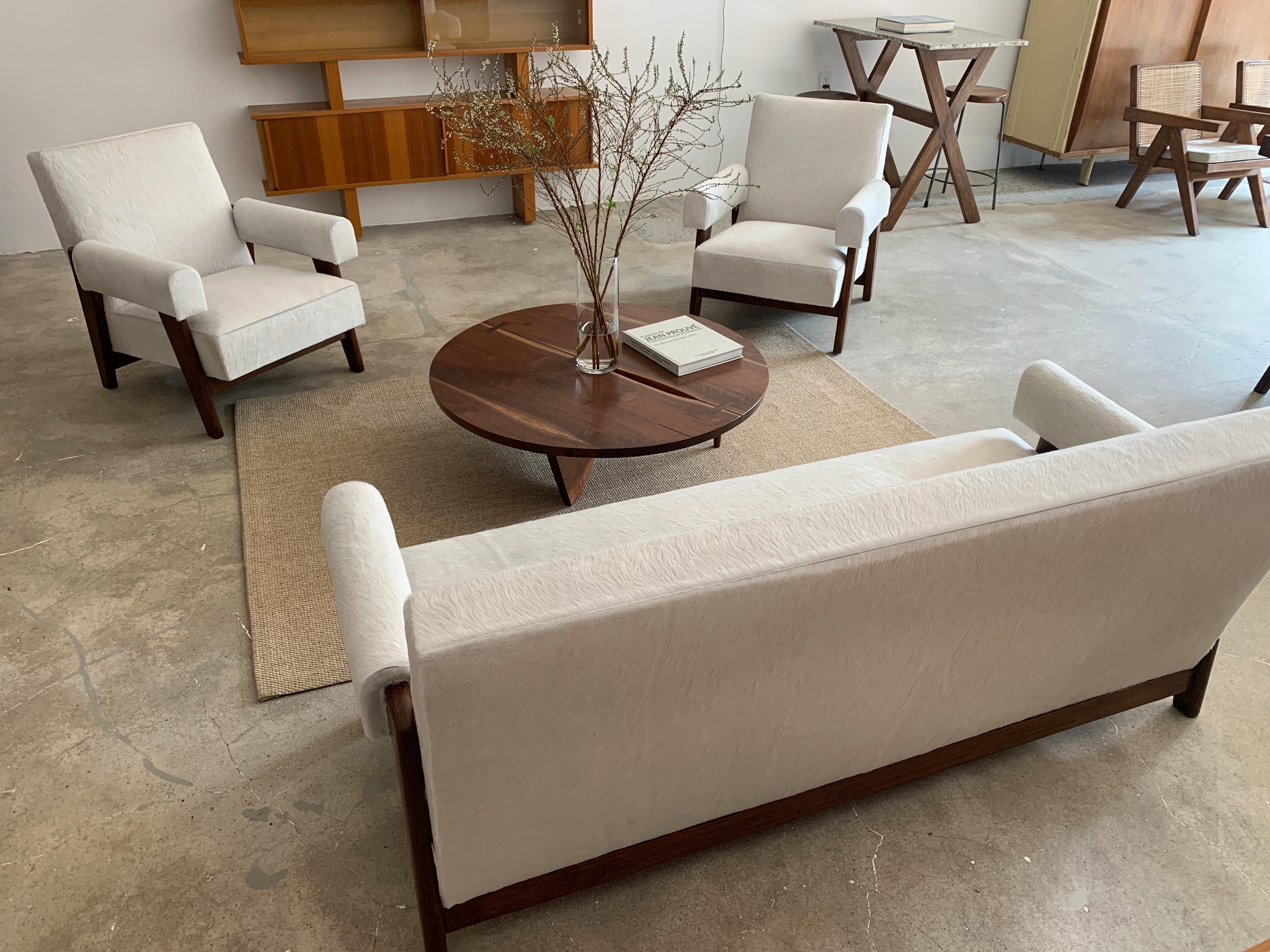 Seltene Loungesessel von Le Corbusier & Pierre Jeanneret aus Chandigarh (Tierhaut)