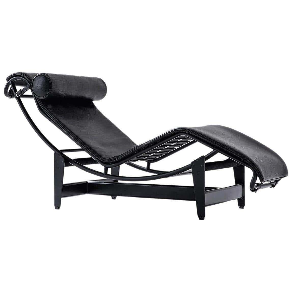 Le Corbusier, P.Jeanneret, Charlotte Perriand Lc4 Noire Chaise Lounge by Cassina In New Condition For Sale In Barcelona, Barcelona