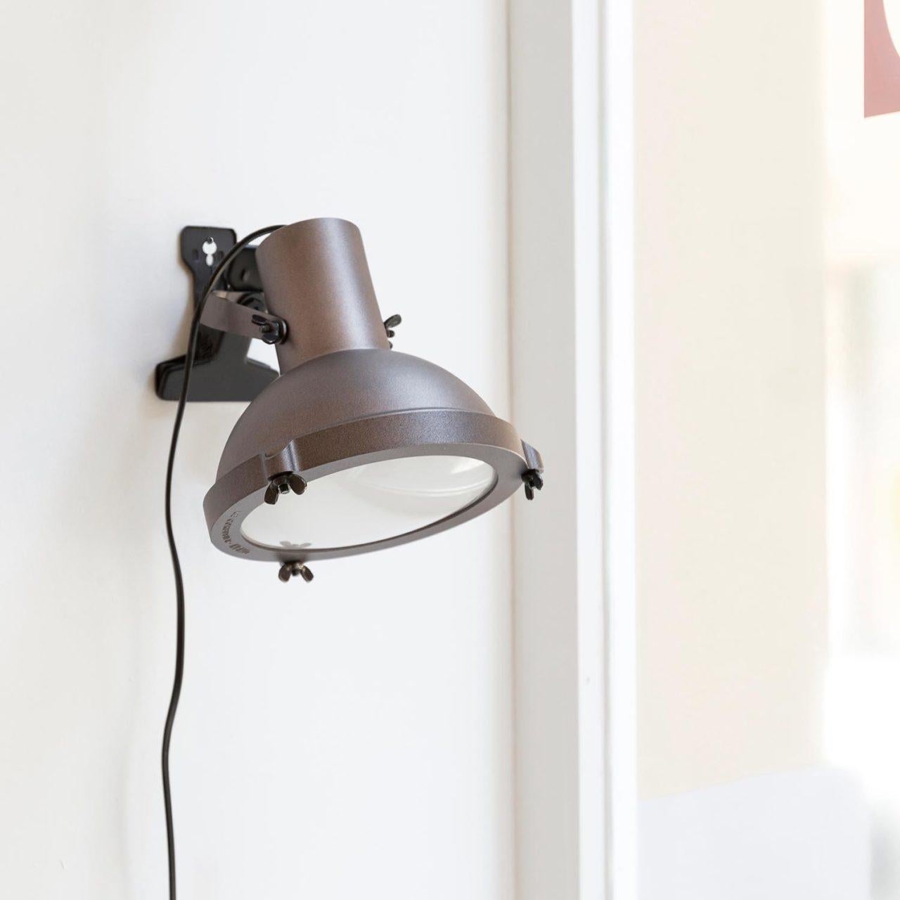 Contemporary Le Corbusier 'Projecteur 165 Pincer Clip' Table Lamp for Nemo in Night Blue