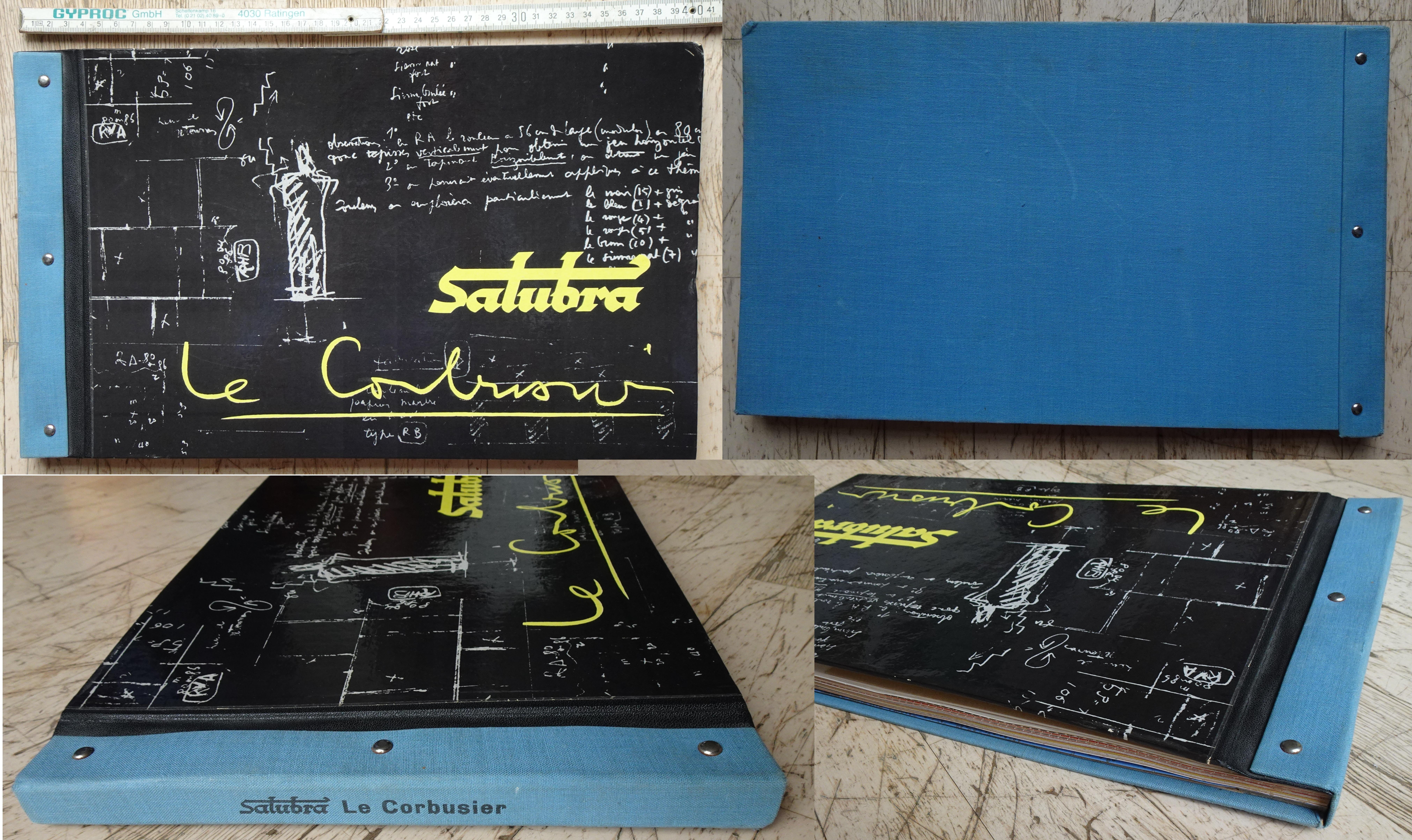 Second Salubra collection by Le Corbusier - 1959

Very rare and collectible.

Original sample book from 1959. With the original movable frames, which can be passed over the color cards.

All pages are shown in the photos, the last photos show the