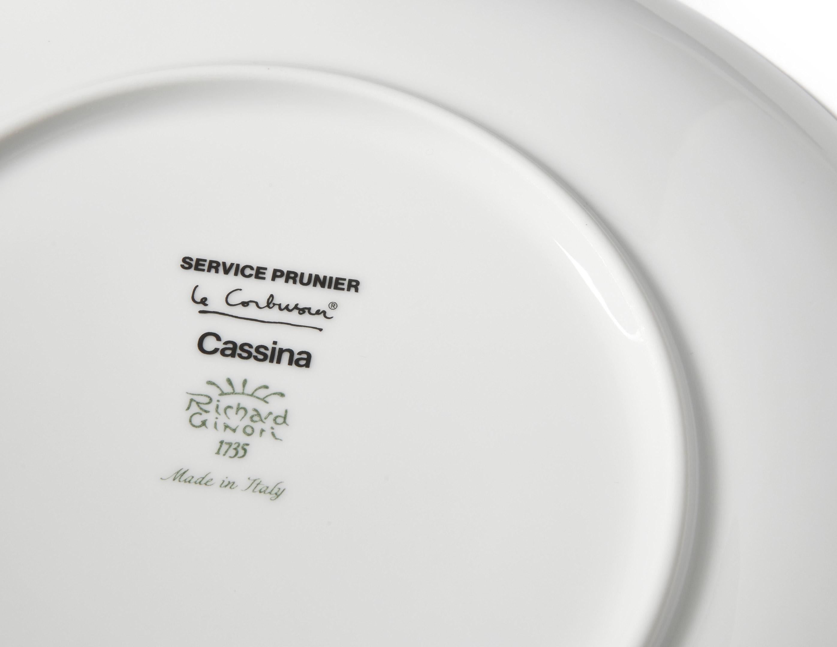 Le Corbusier Service Prunier Juego de dos platos de café para Cassina Porcelana en venta