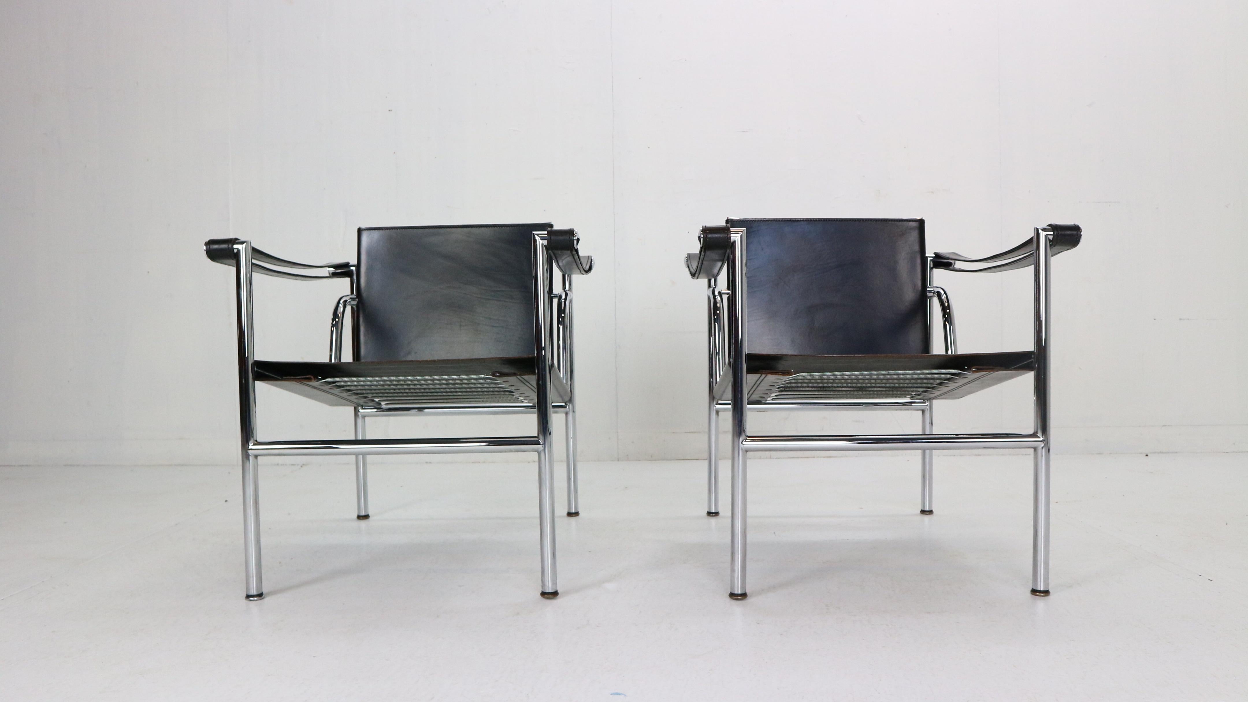 Mid-Century Modern Le Corbusier Set of 2 Black Leather Armchairs Model- LC1 for Cassina, 1970s