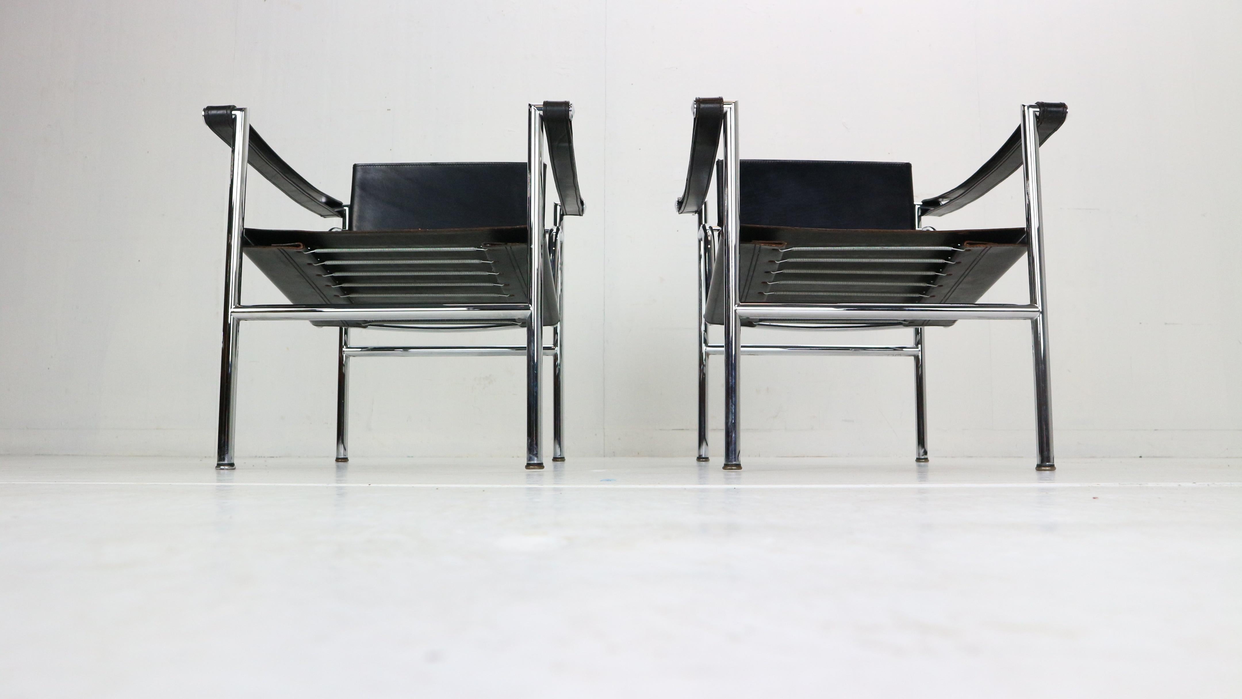 Italian Le Corbusier Set of 2 Black Leather Armchairs Model- LC1 for Cassina, 1970s