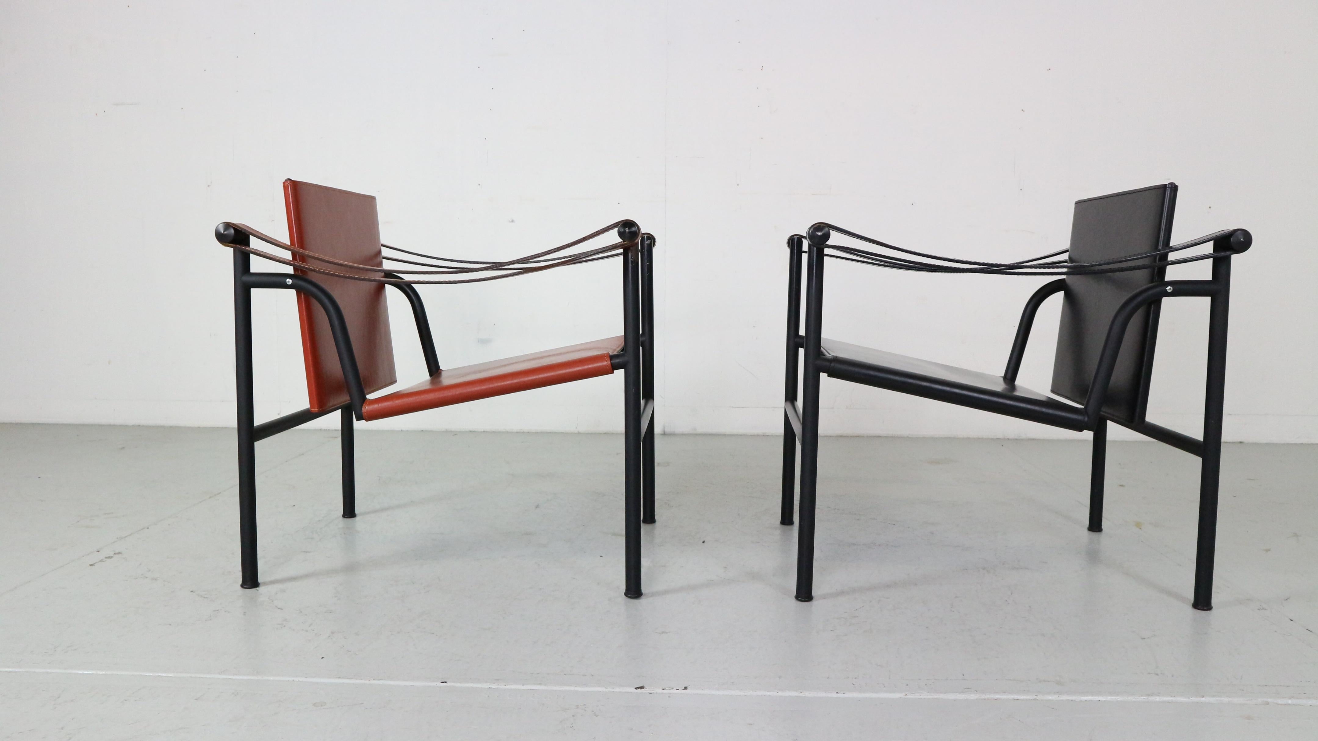 Le Corbusier Set of 2 Original Leather Armchairs Model, LC1 for Cassina, 1970's 2