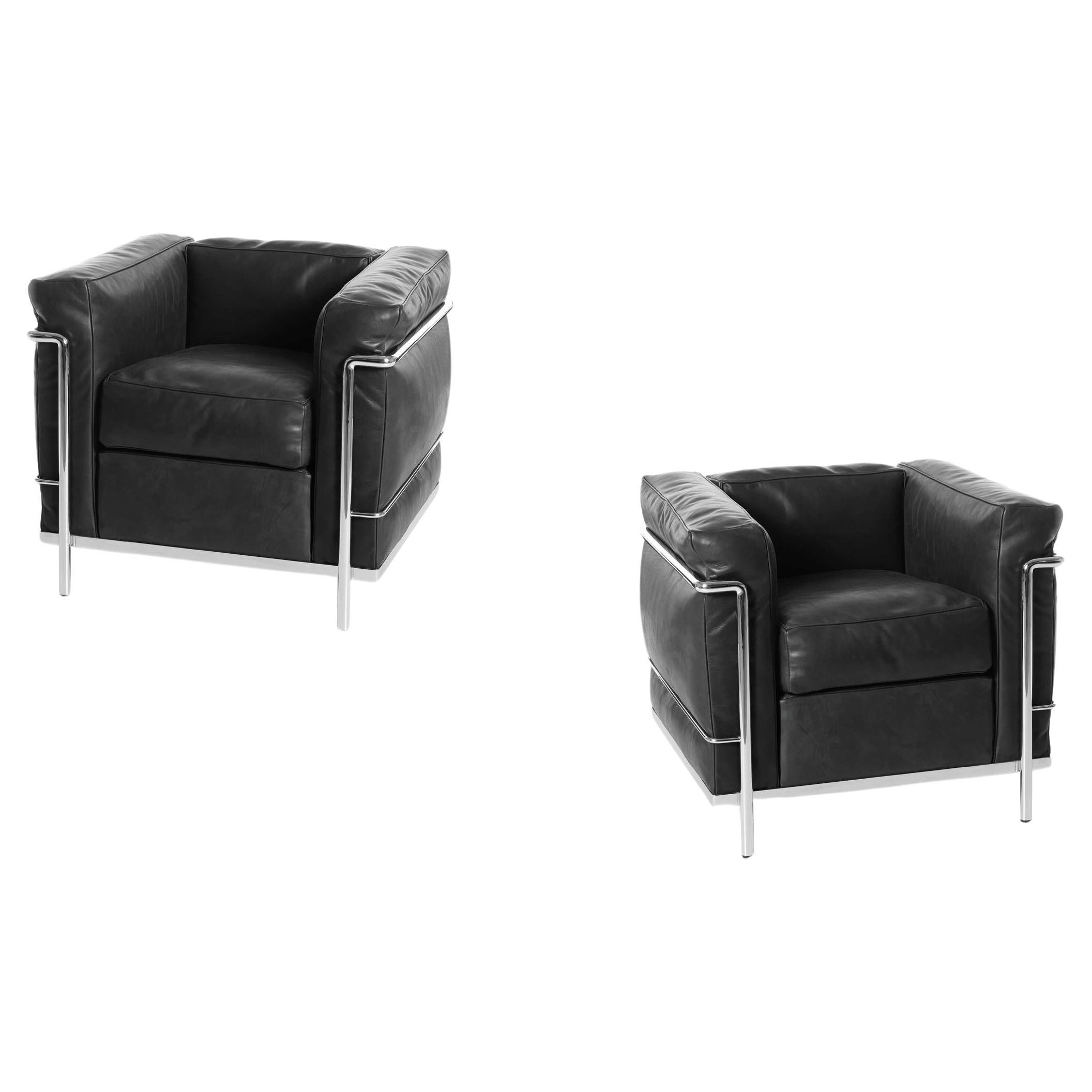 Le Corbusier Set Of Two Fauteuil Grand Confort, Petit Modèle Armchair