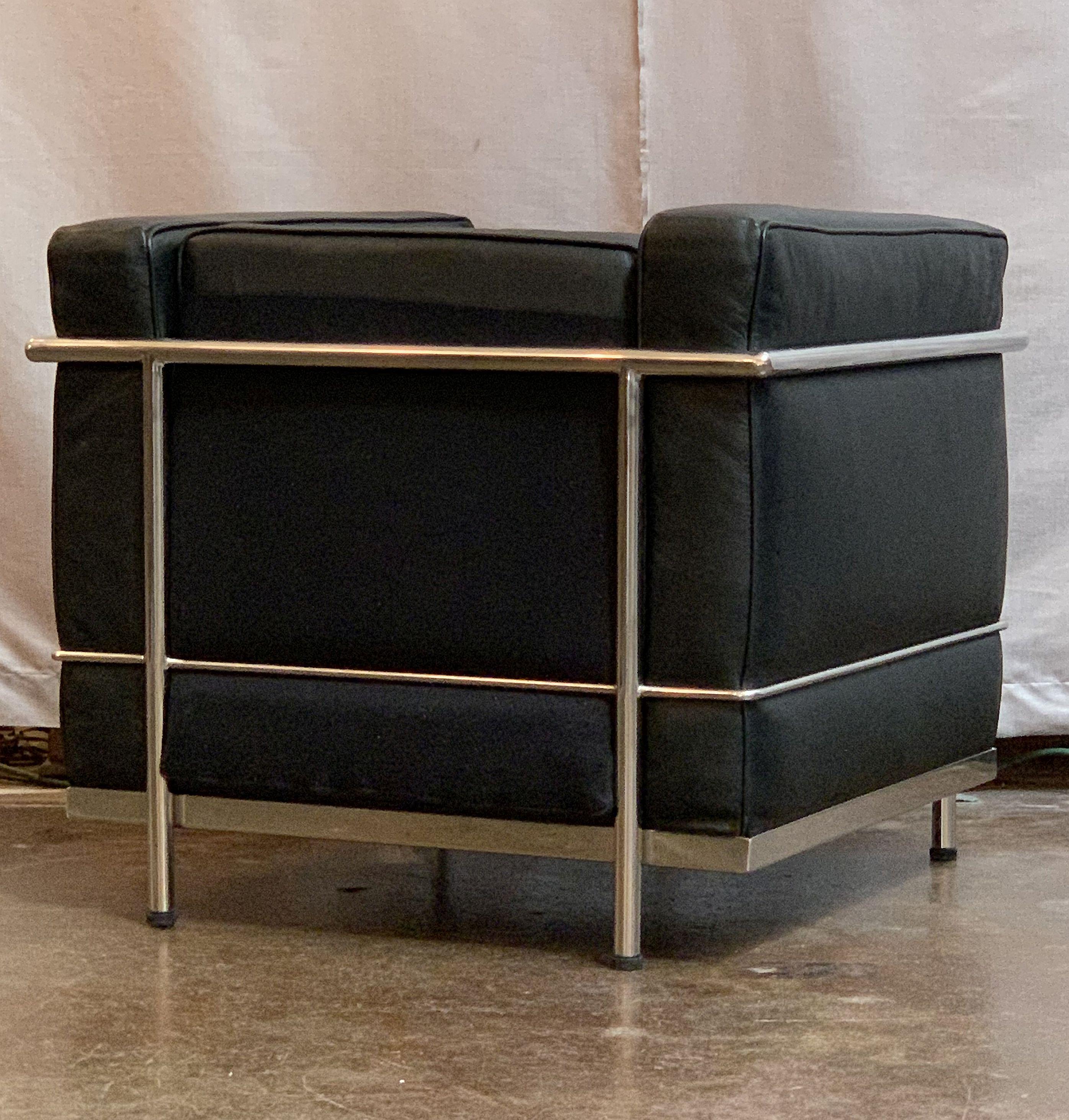 Le Corbusier Style Black Leather and Chrome Chairs 7