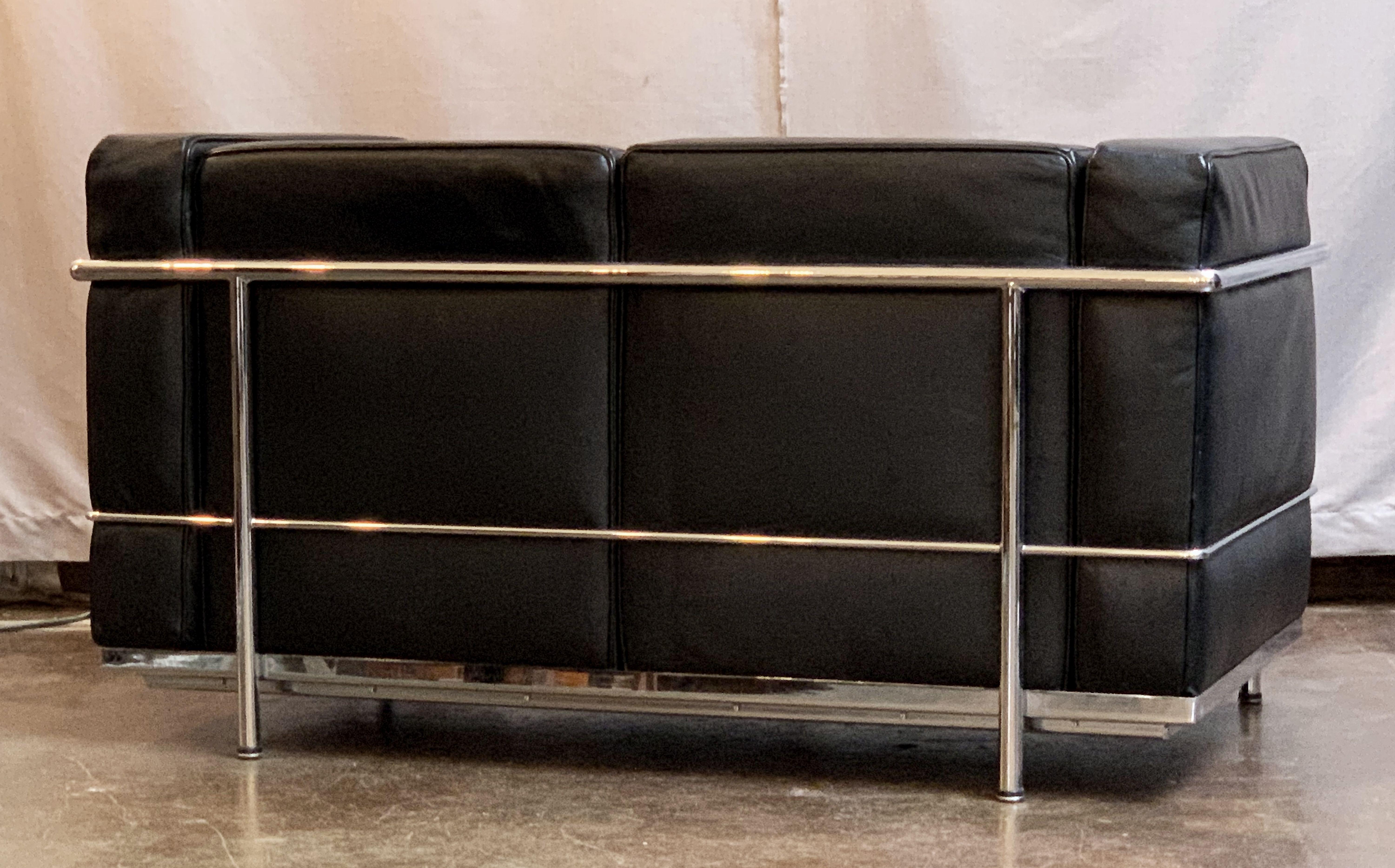Le Corbusier Style Black Leather and Chrome Two-Seat Sofa 1